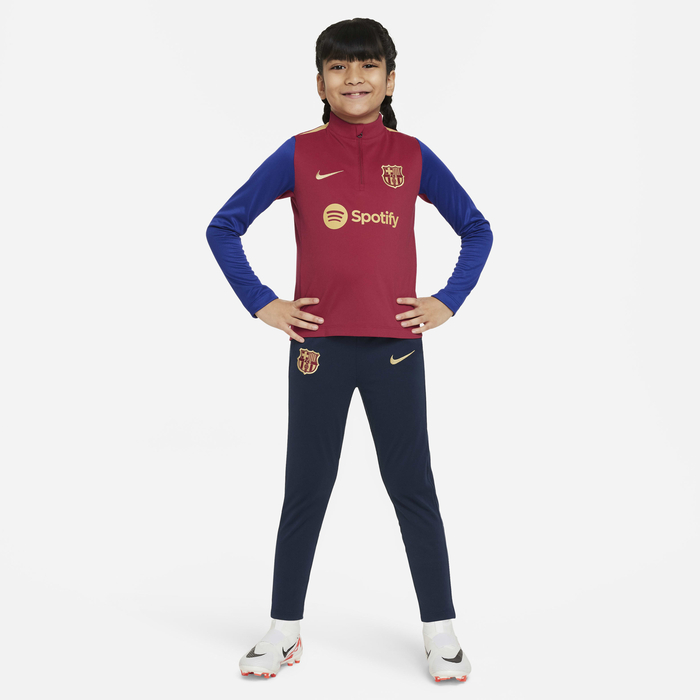 برشلونة F.C أكاديمي برو image number 6 برشلونة F.C أكاديمي برو image number 6