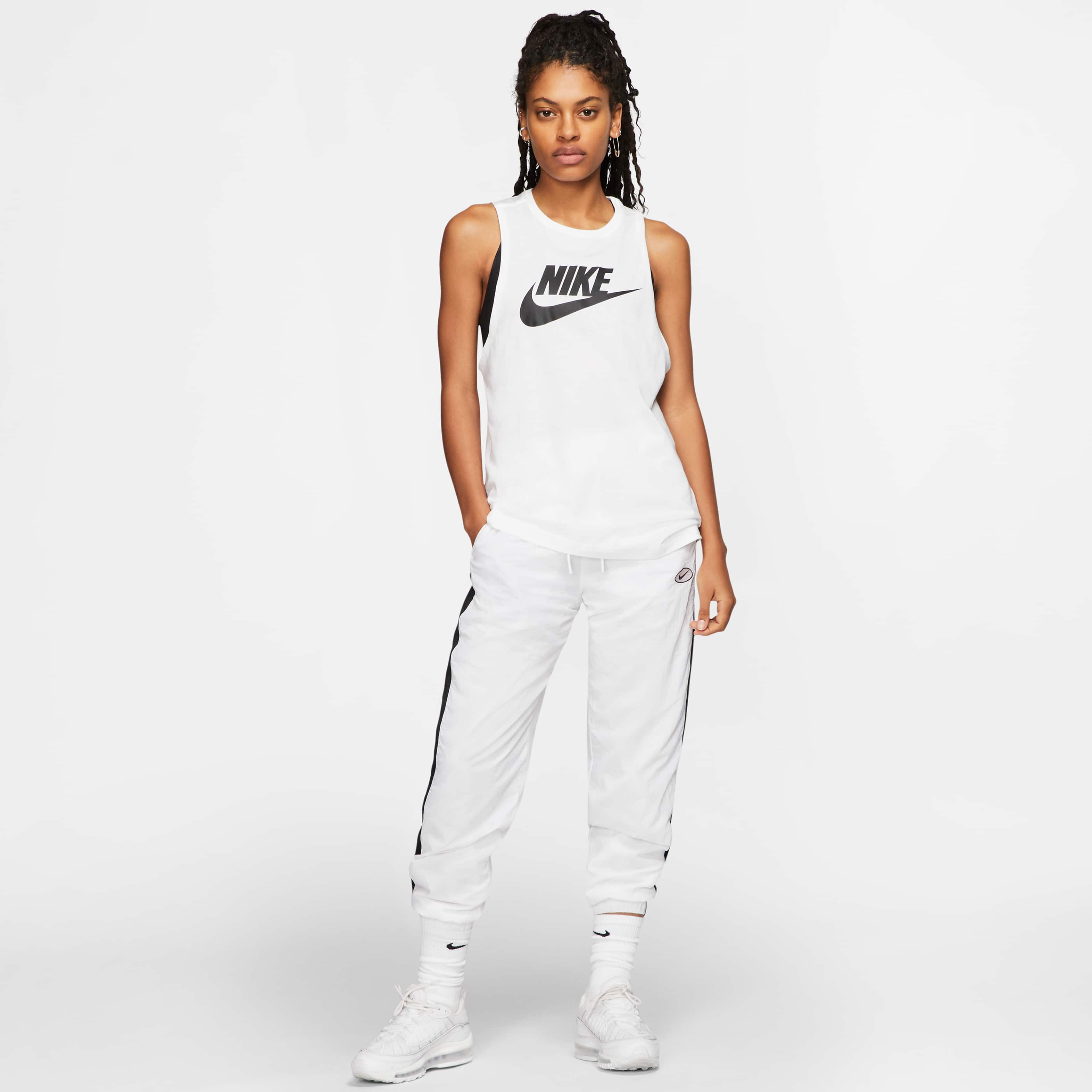 Nike Sportswear image number 3