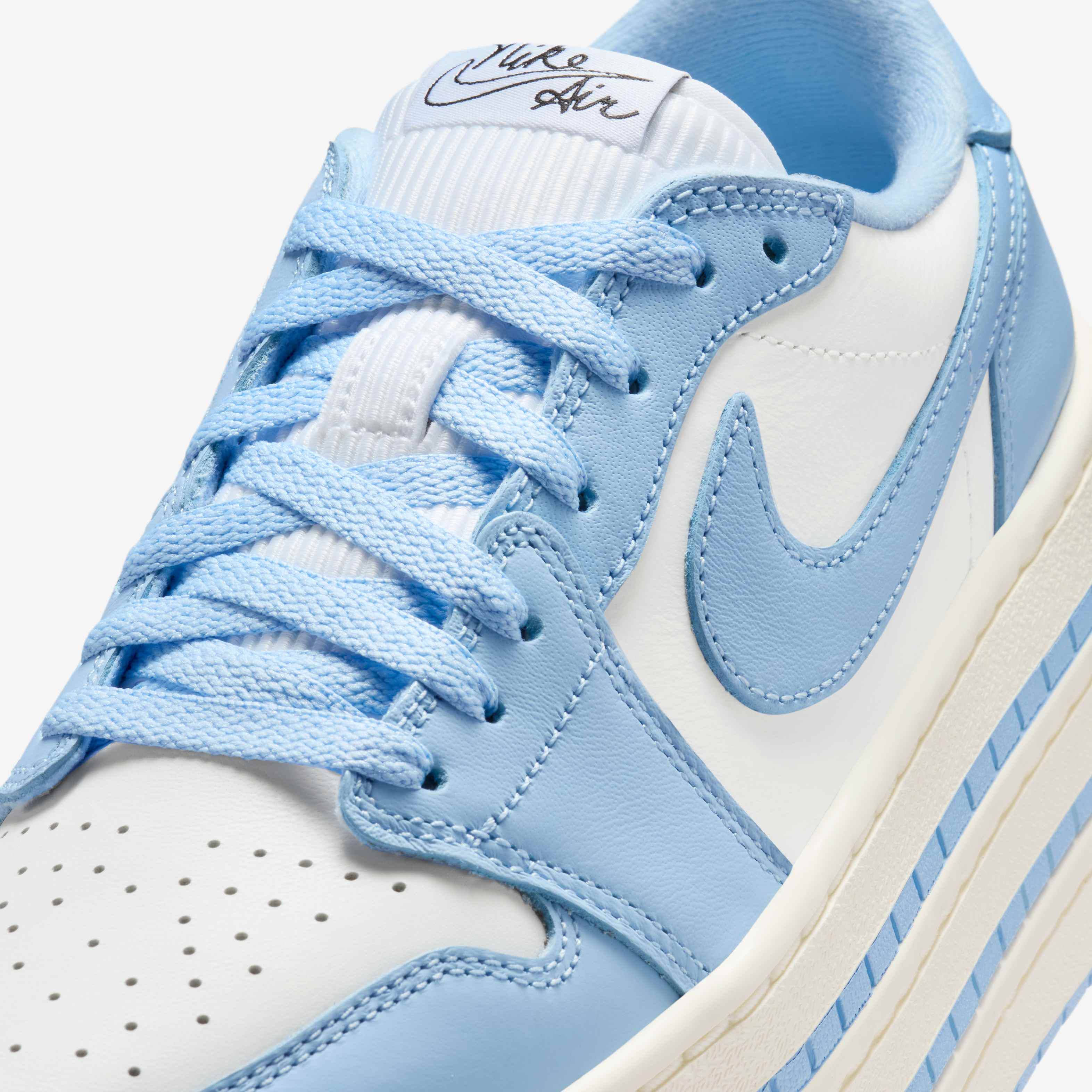 إير جوردن 1 تريبل ستاك image number 6