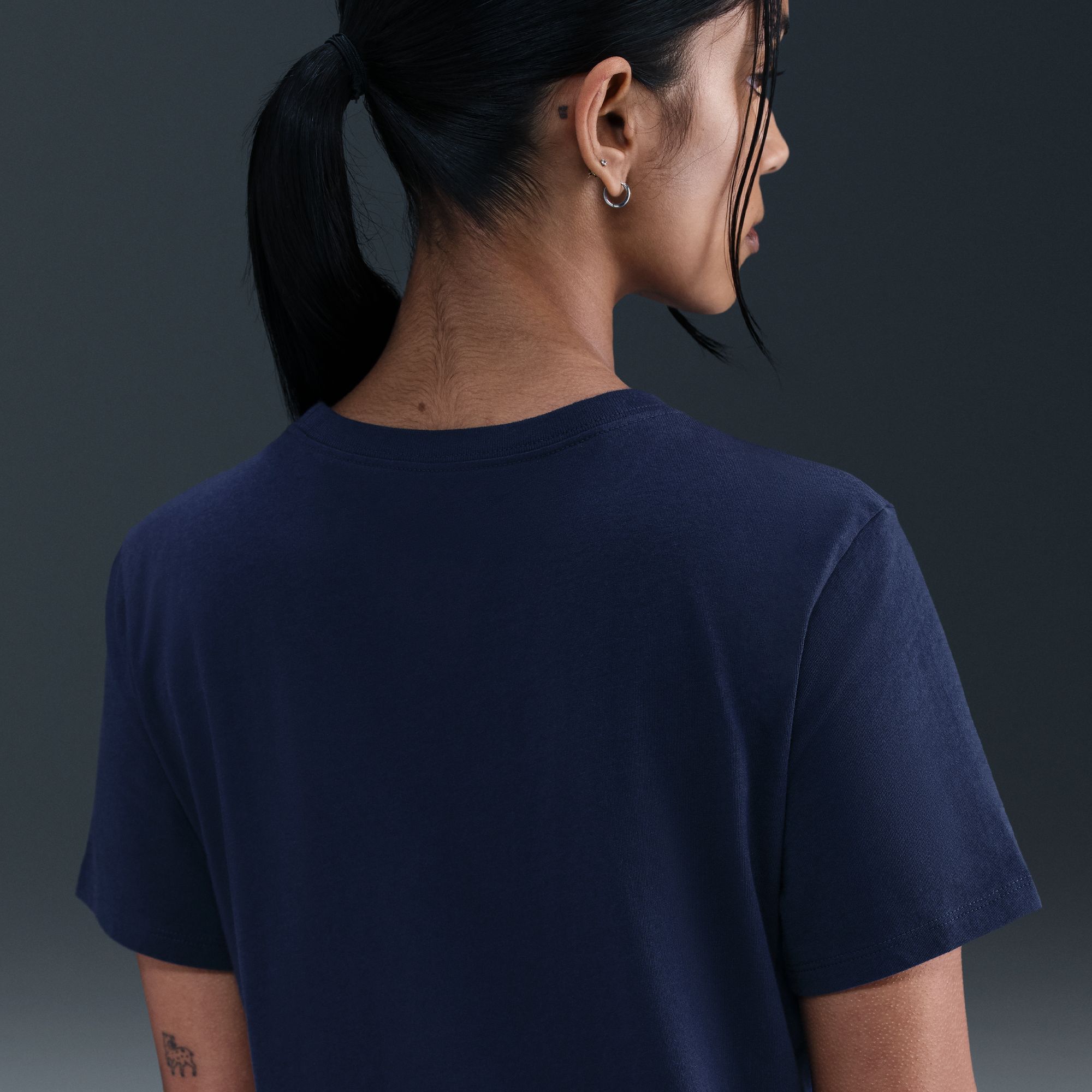Nike Sportswear Club Essentials image number 8