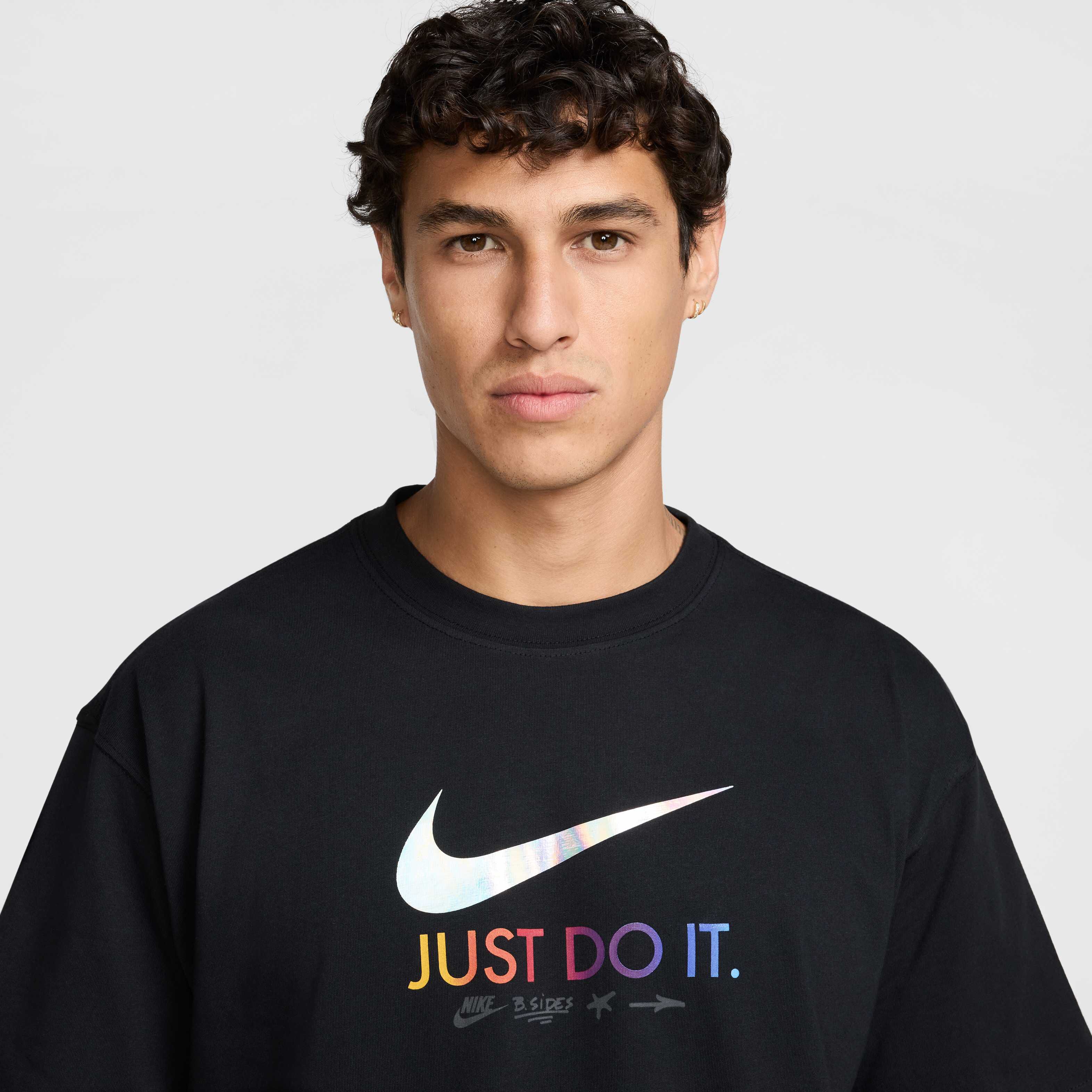 Buy Nike Sportswear Max90 T-Shirt - Black | Nike UAE Official