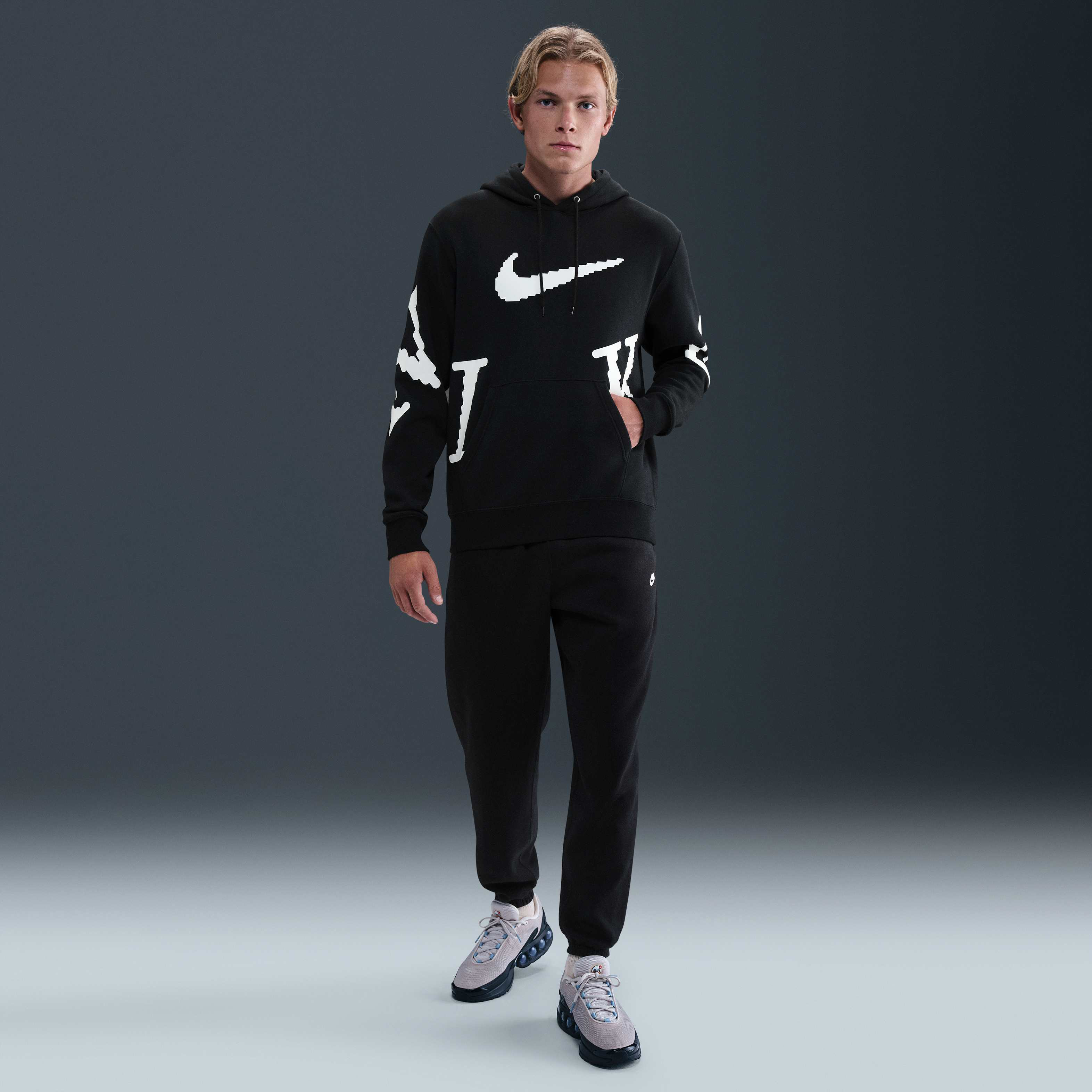 Nike Sportswear Club image number 3