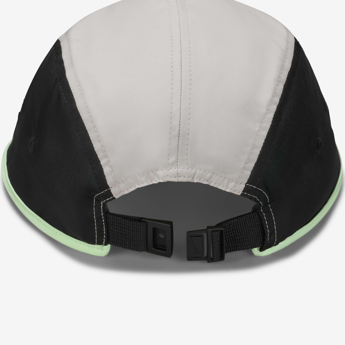 Nike Fly image number 2 Nike Fly image number 2