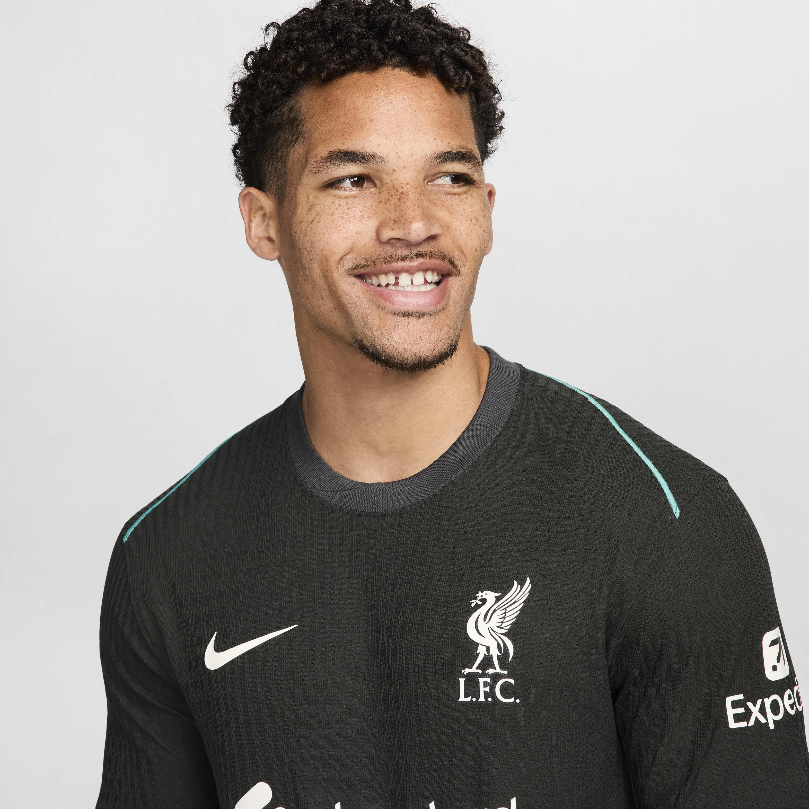 ليفربول 2024/25 ماتش الاحتياطي image number 2