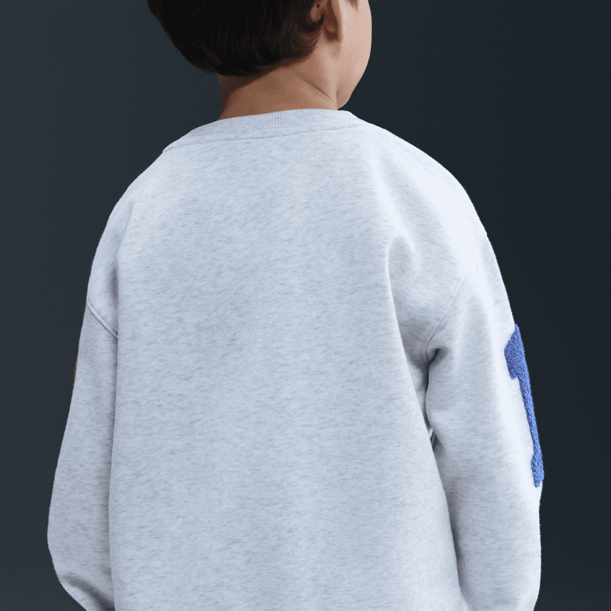 نايكي كلوب image number 3