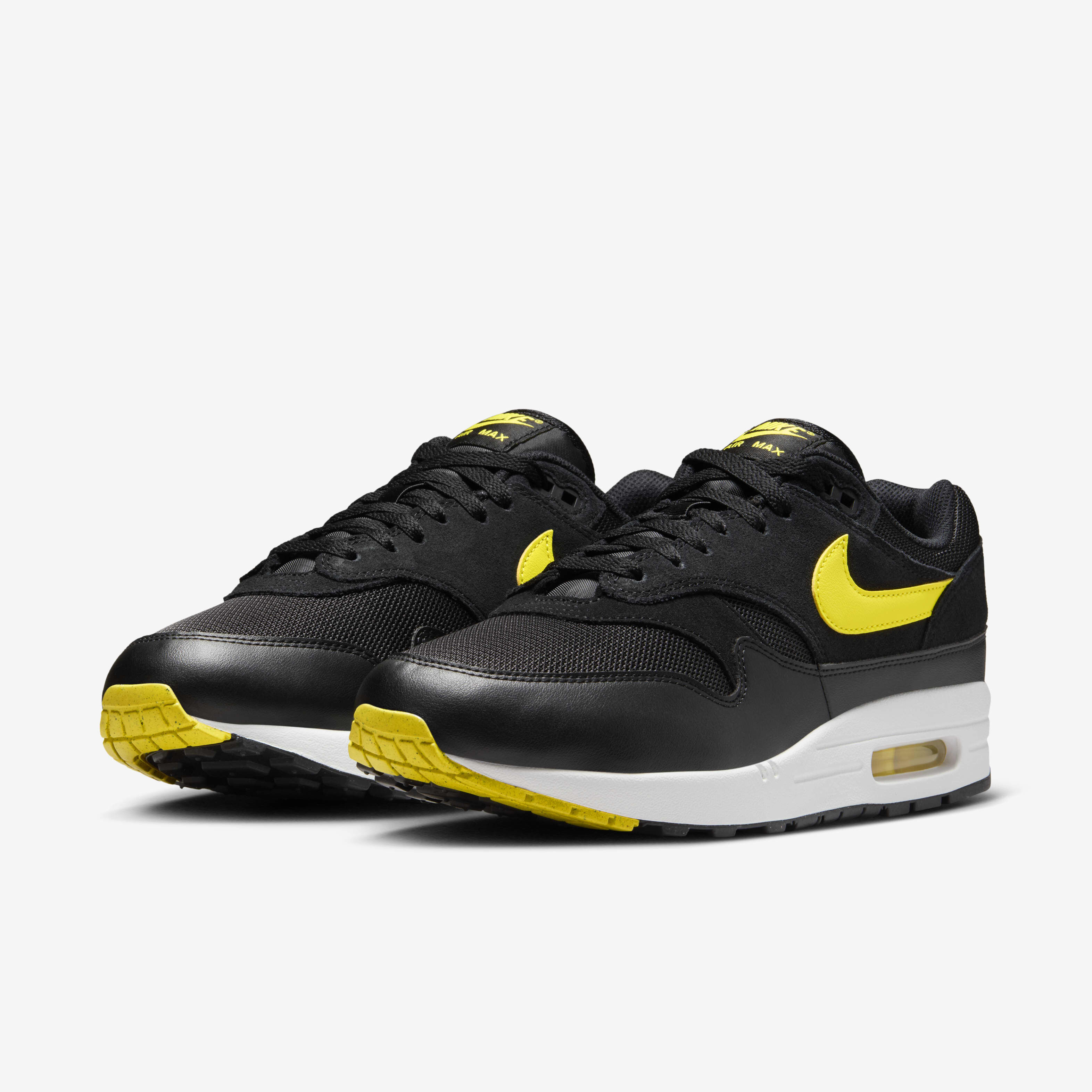 Yellow nike sneakers mens top