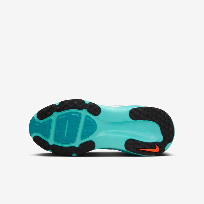 نايكي فوميرو 18 image number 1 نايكي فوميرو 18 image number 1