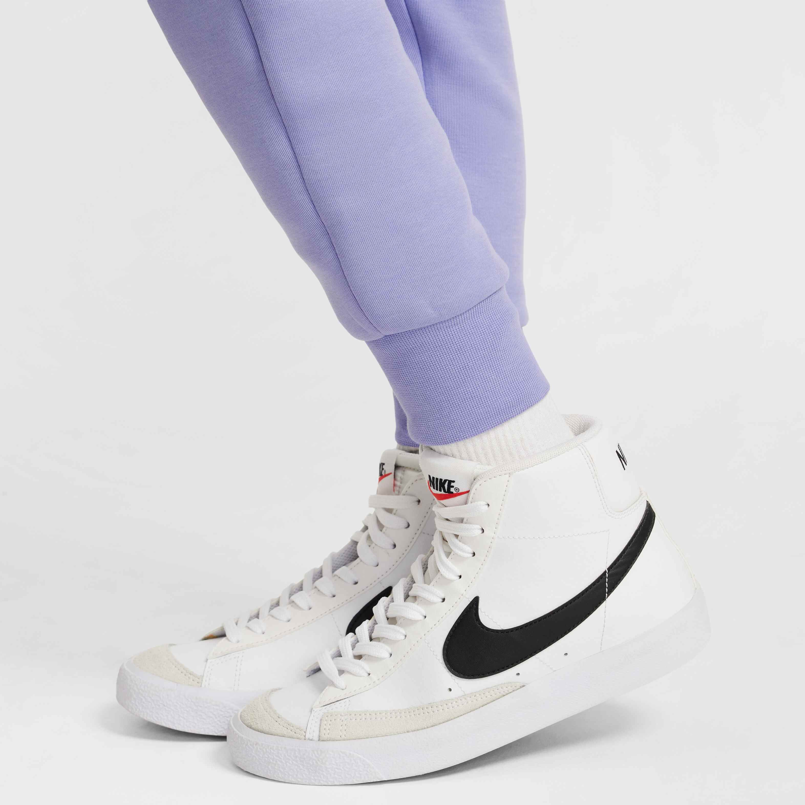 نايكي سبورتسوير تك فليس image number 8