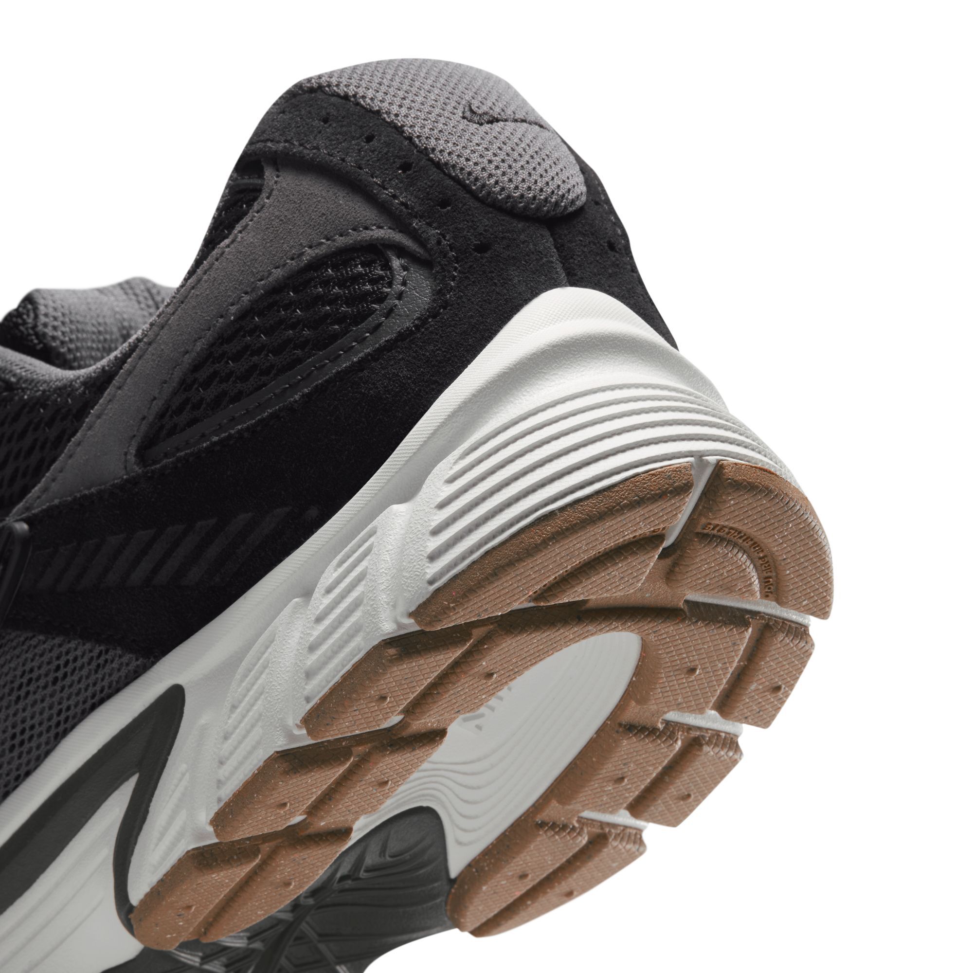 Nike V5 RNR Suede image number 10