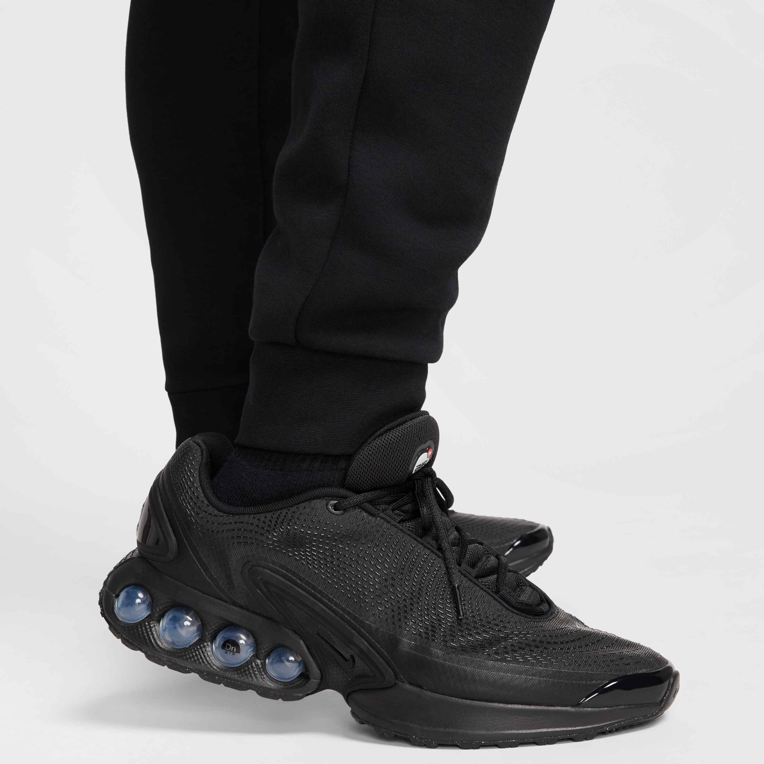 Nike Tech image number 17