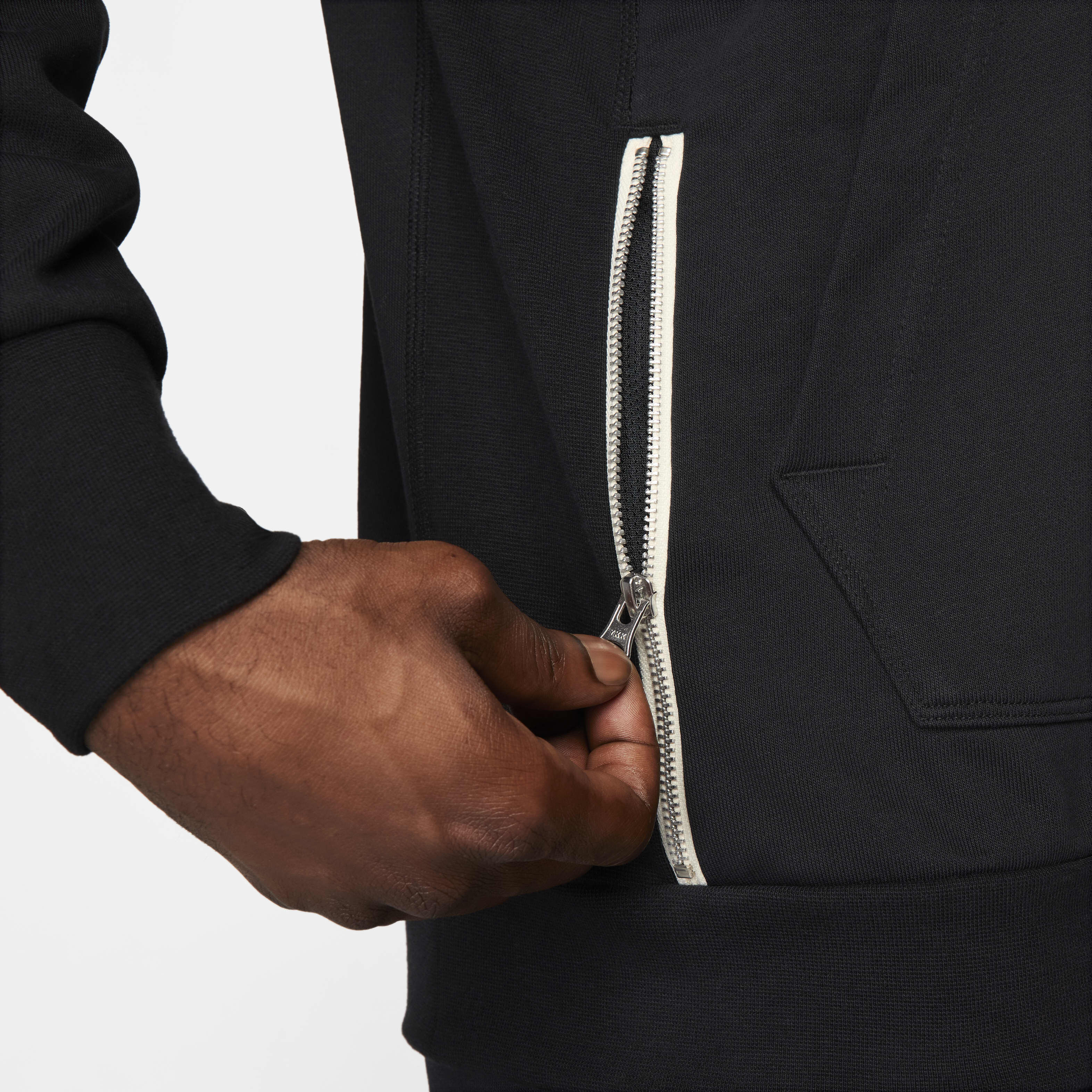 نايكي دراي-فت ستاندرد اشيو image number 5