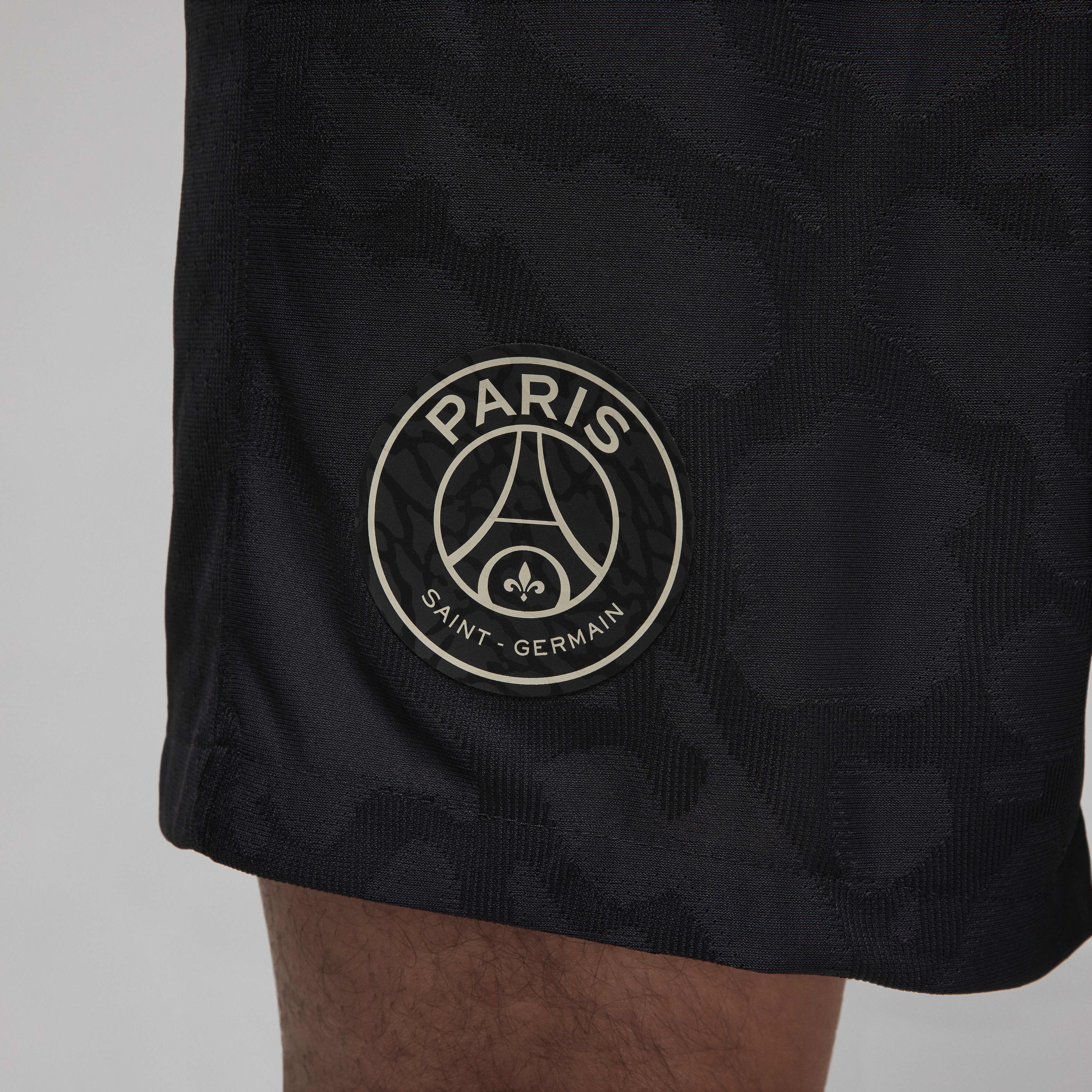 Paris Saint-Germain 2023/24 Match Third image number 3