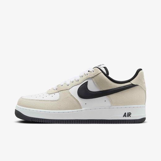 Nike Air Force 1 '07 LV8