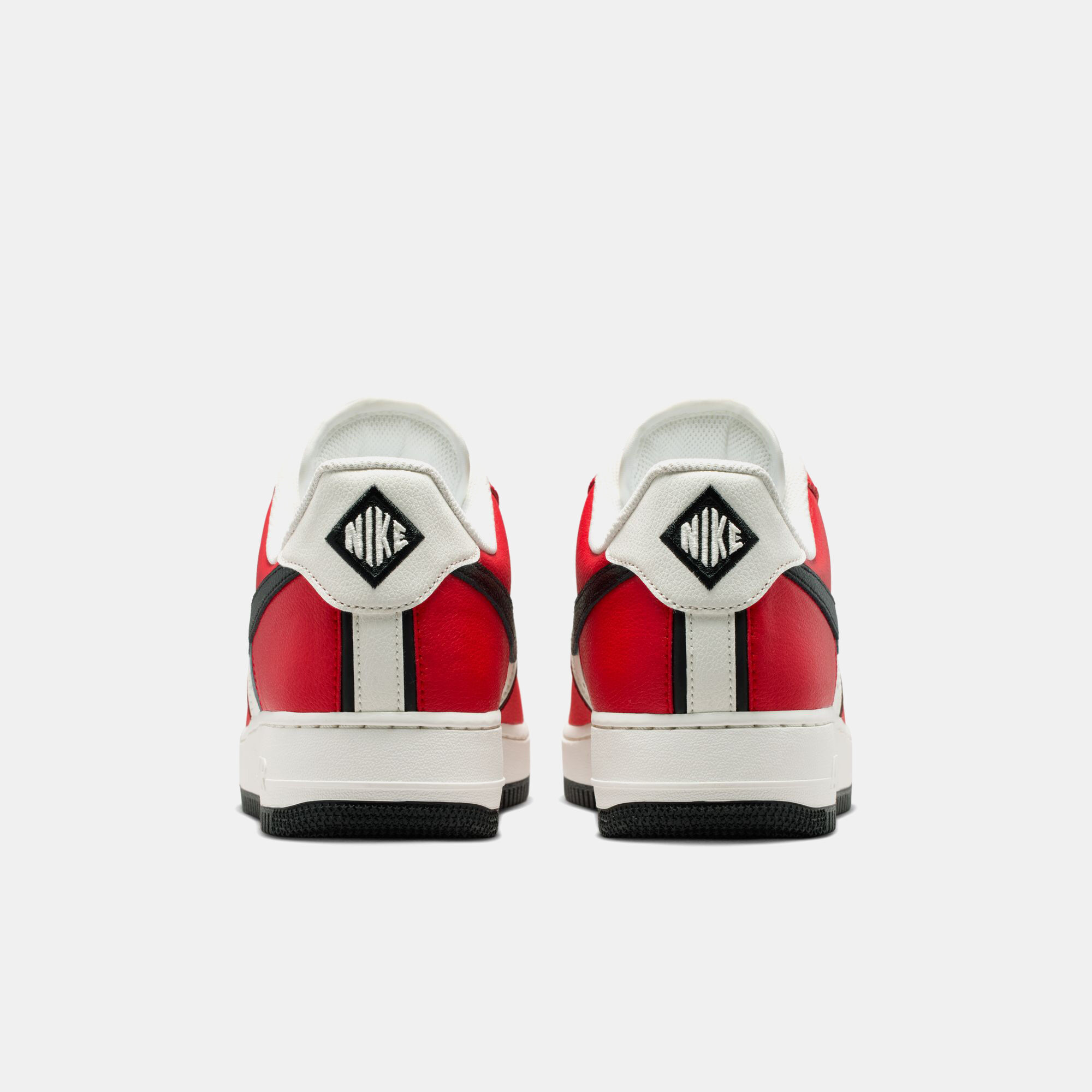Nike Air Force 1 '07 LV8  image number 1