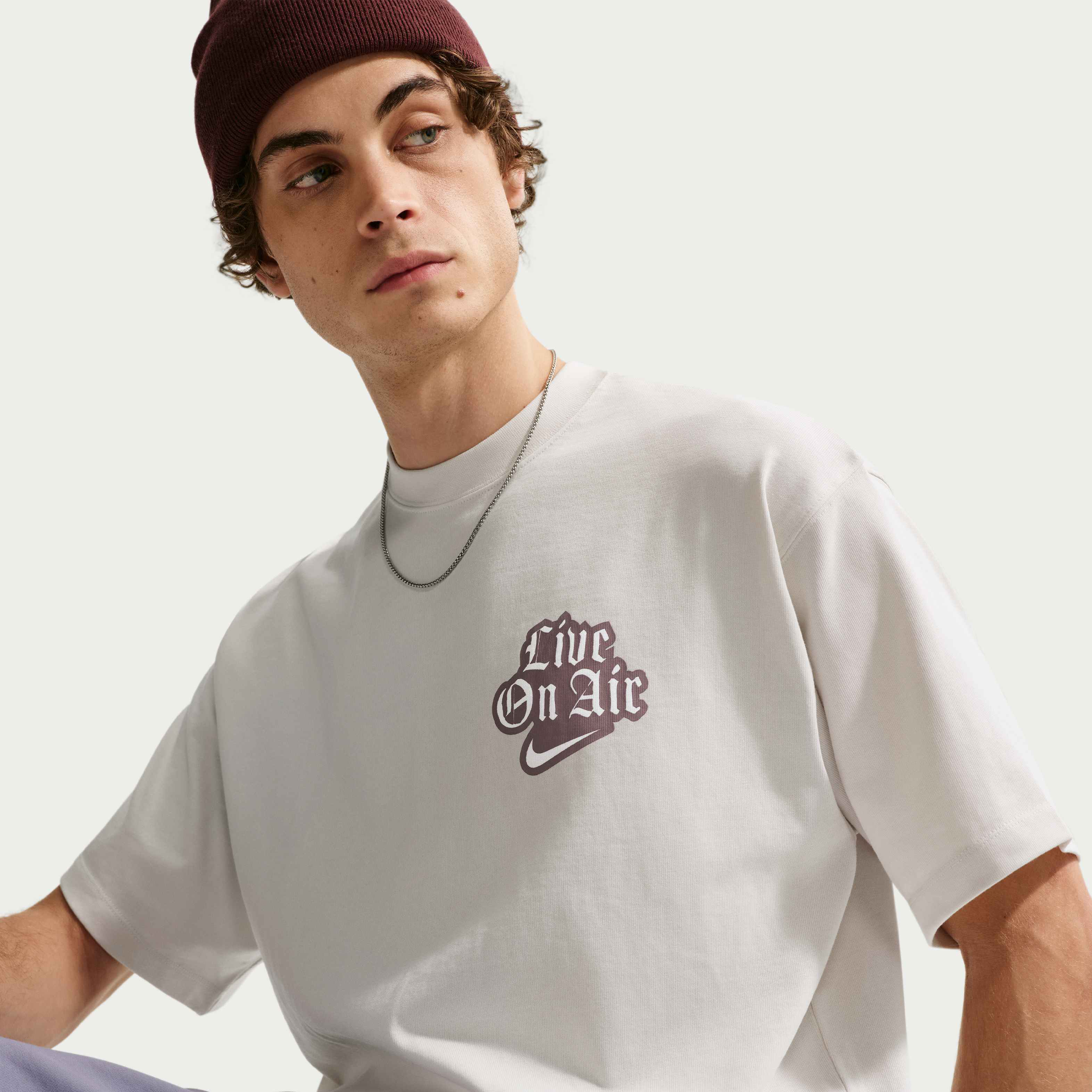 Nike Solo Swoosh image number 2