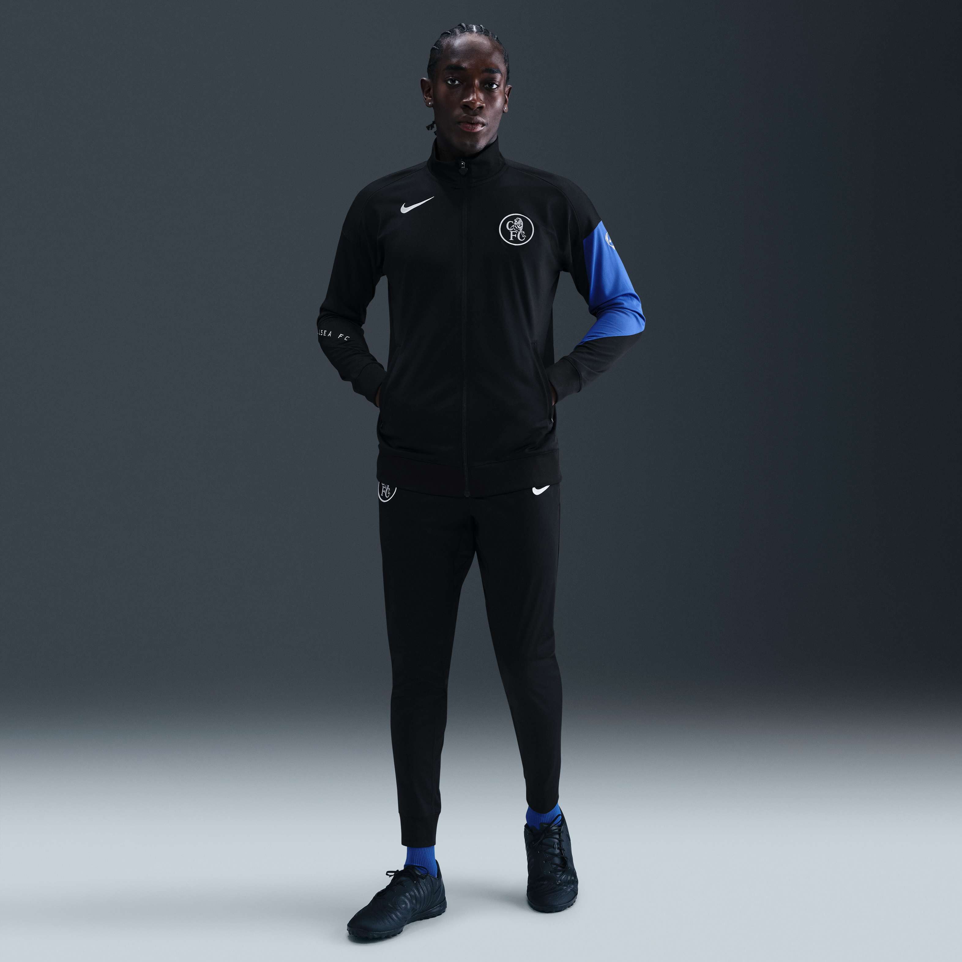 Chelsea F.C. Strike Third image number 3