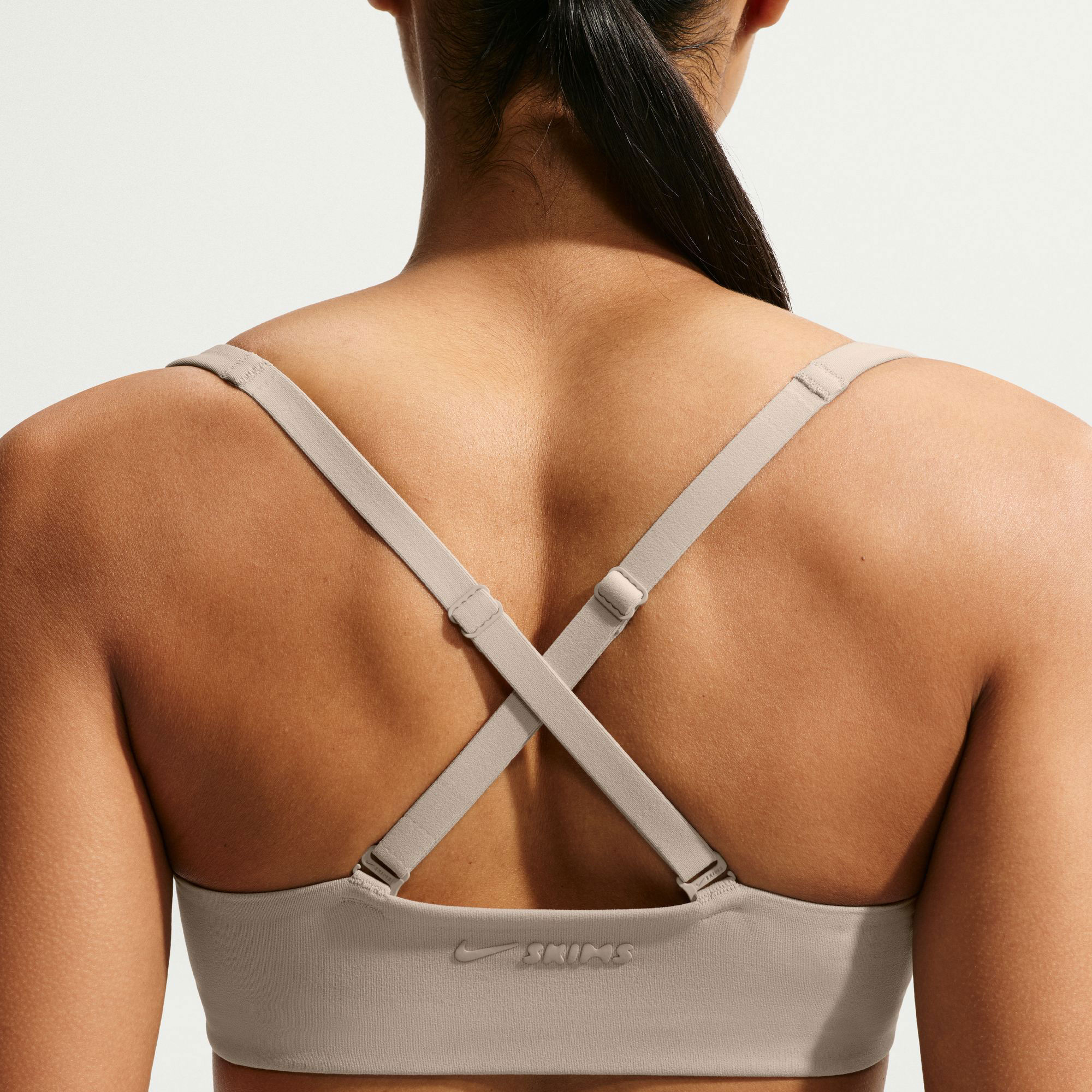 Zoom image