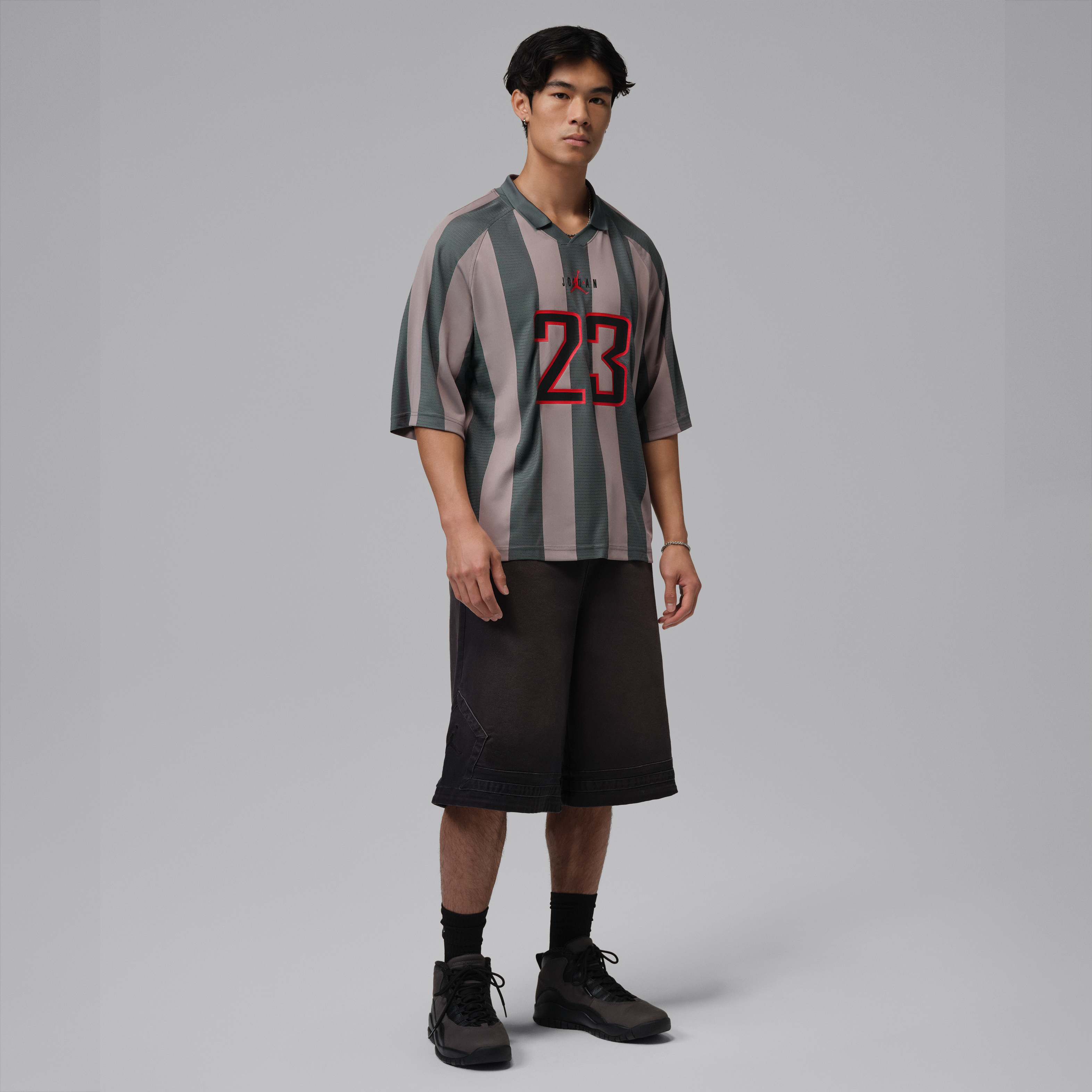Jordan Brooklyn image number 5