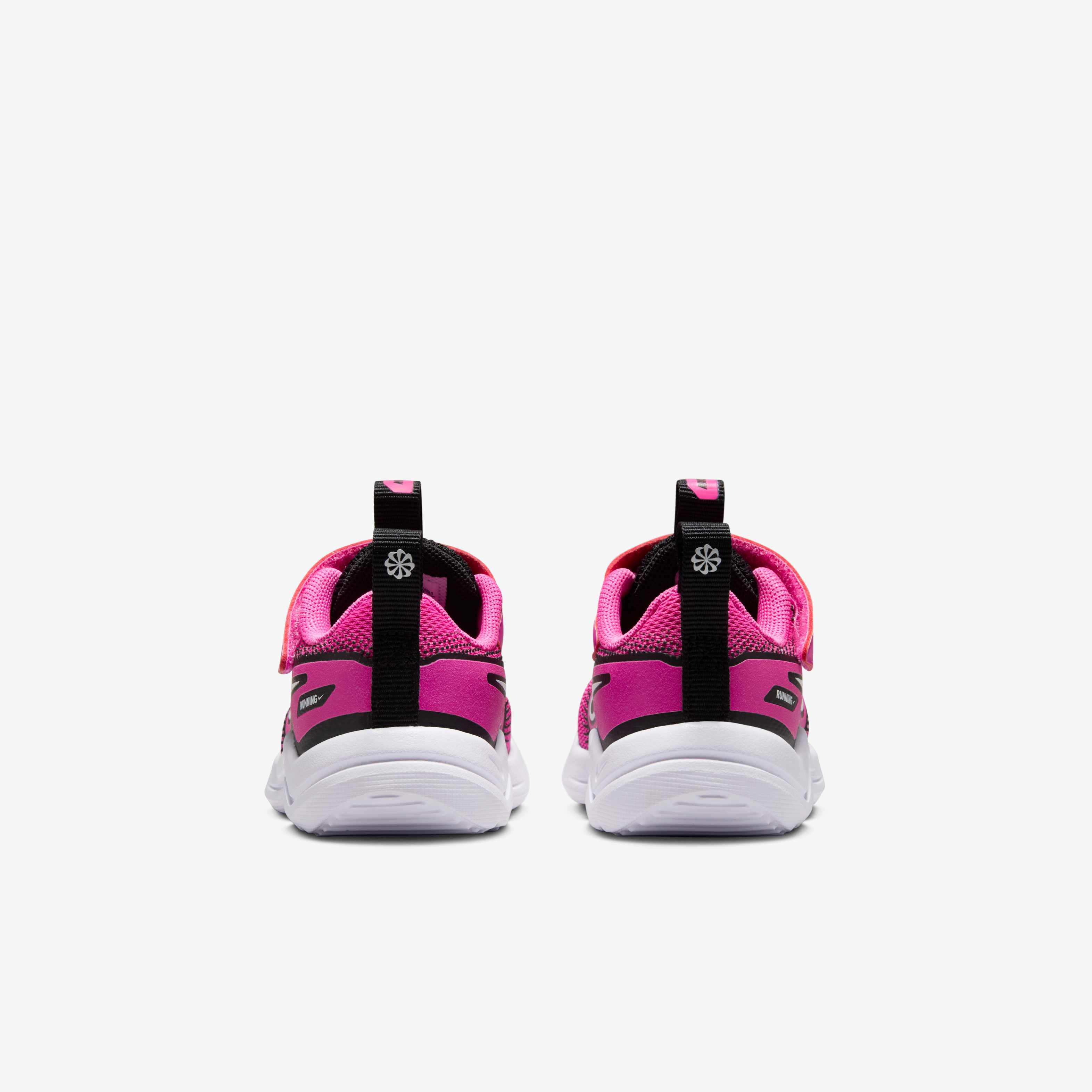 Nike Cosmic Runner image number 5