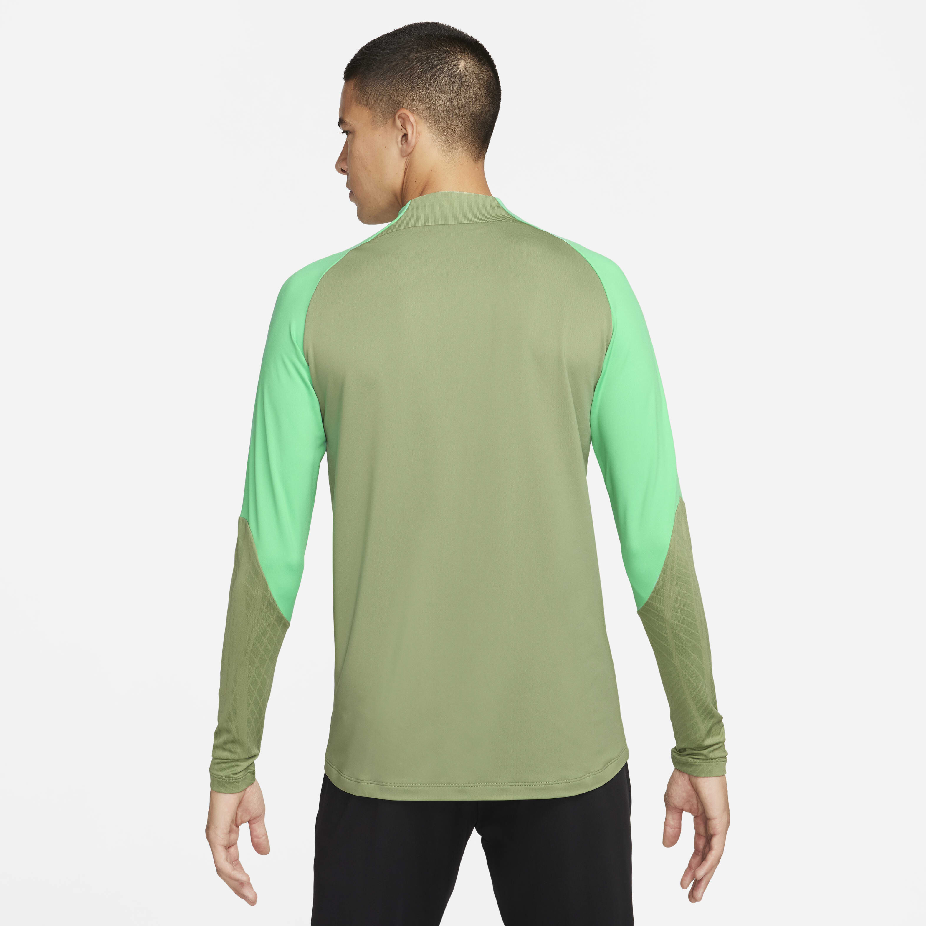 أتلتيكو دي مدريد سترايك image number 1