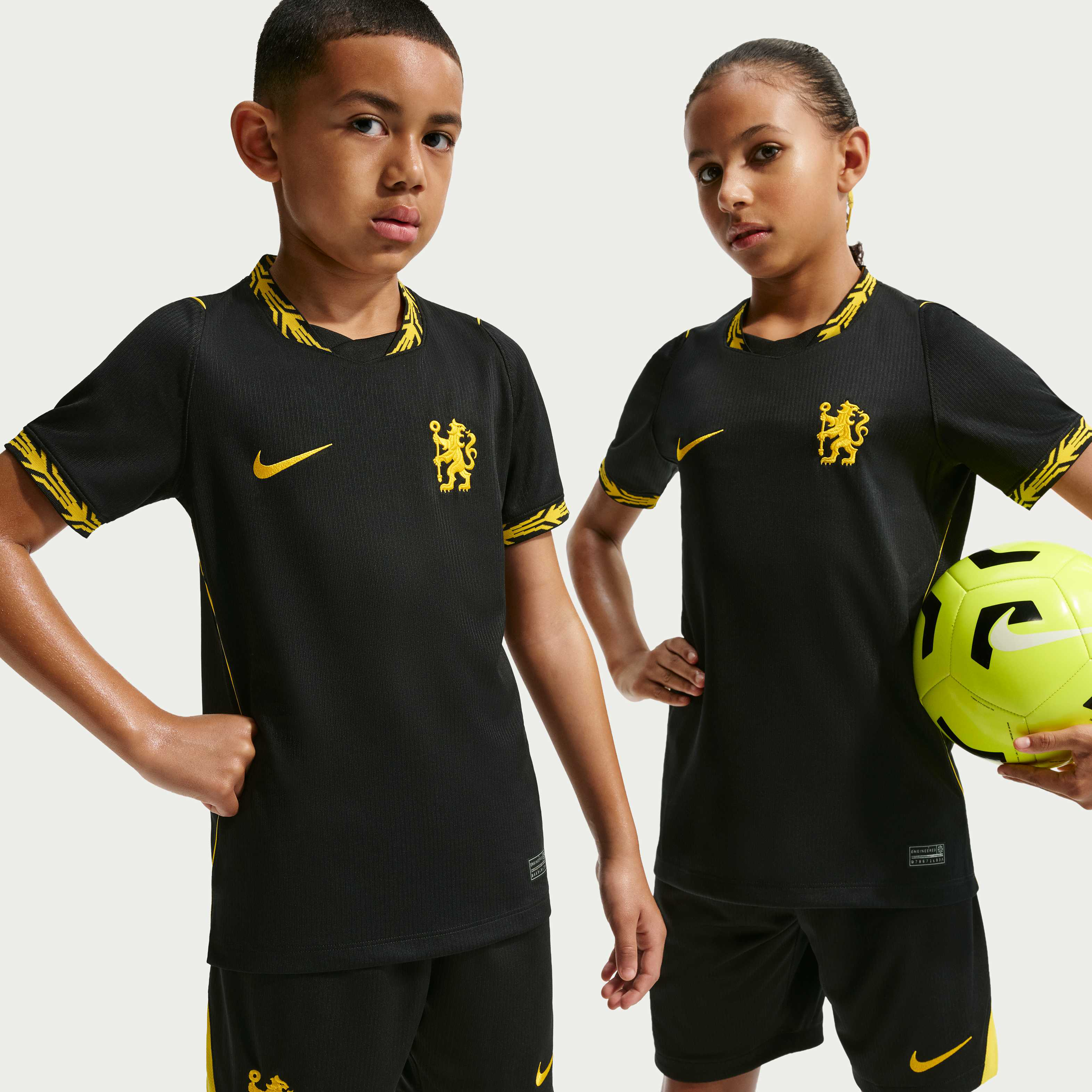 Chelsea F.C. 2026/27 Stadium Away image number 0