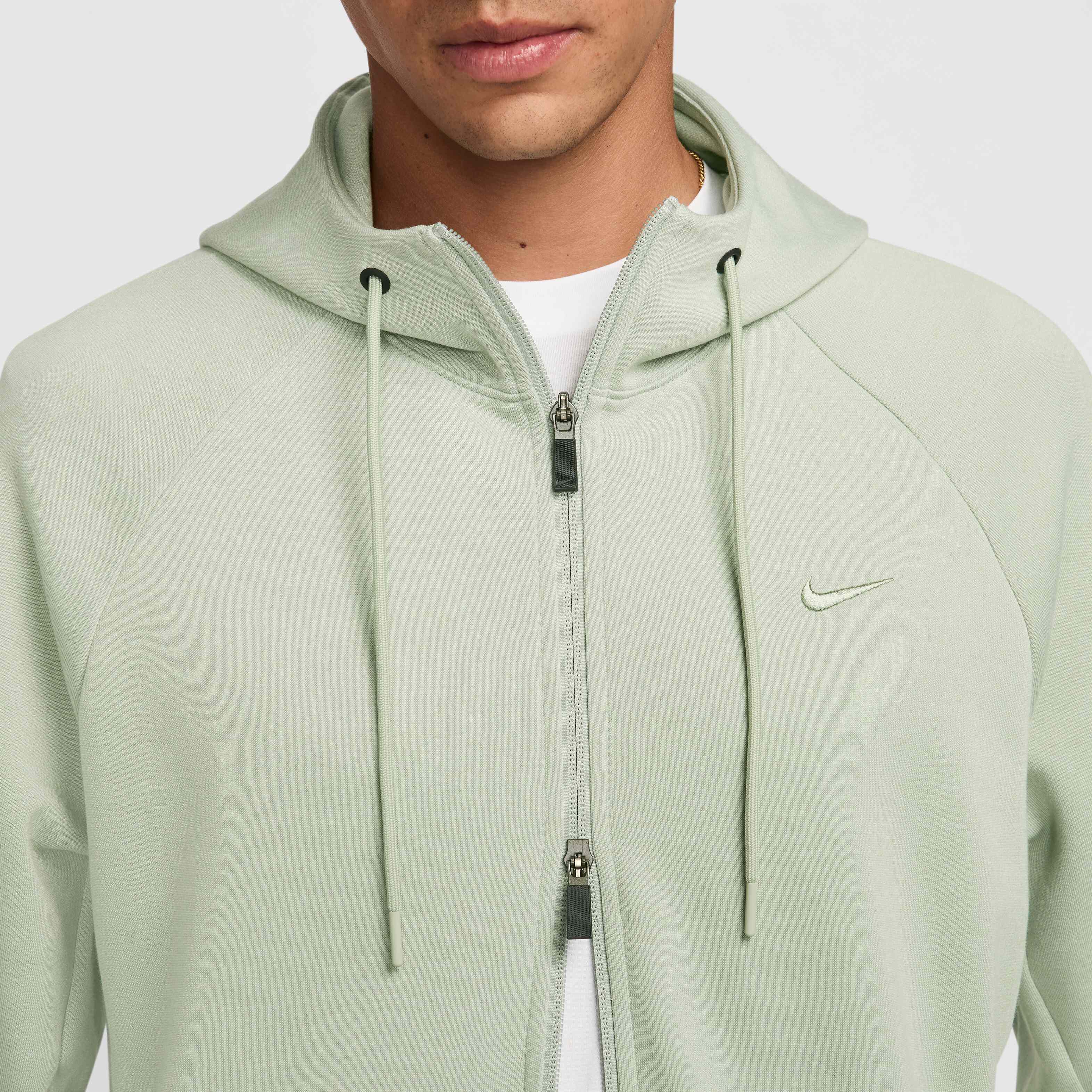 Nike Primary Fleece image number 4
