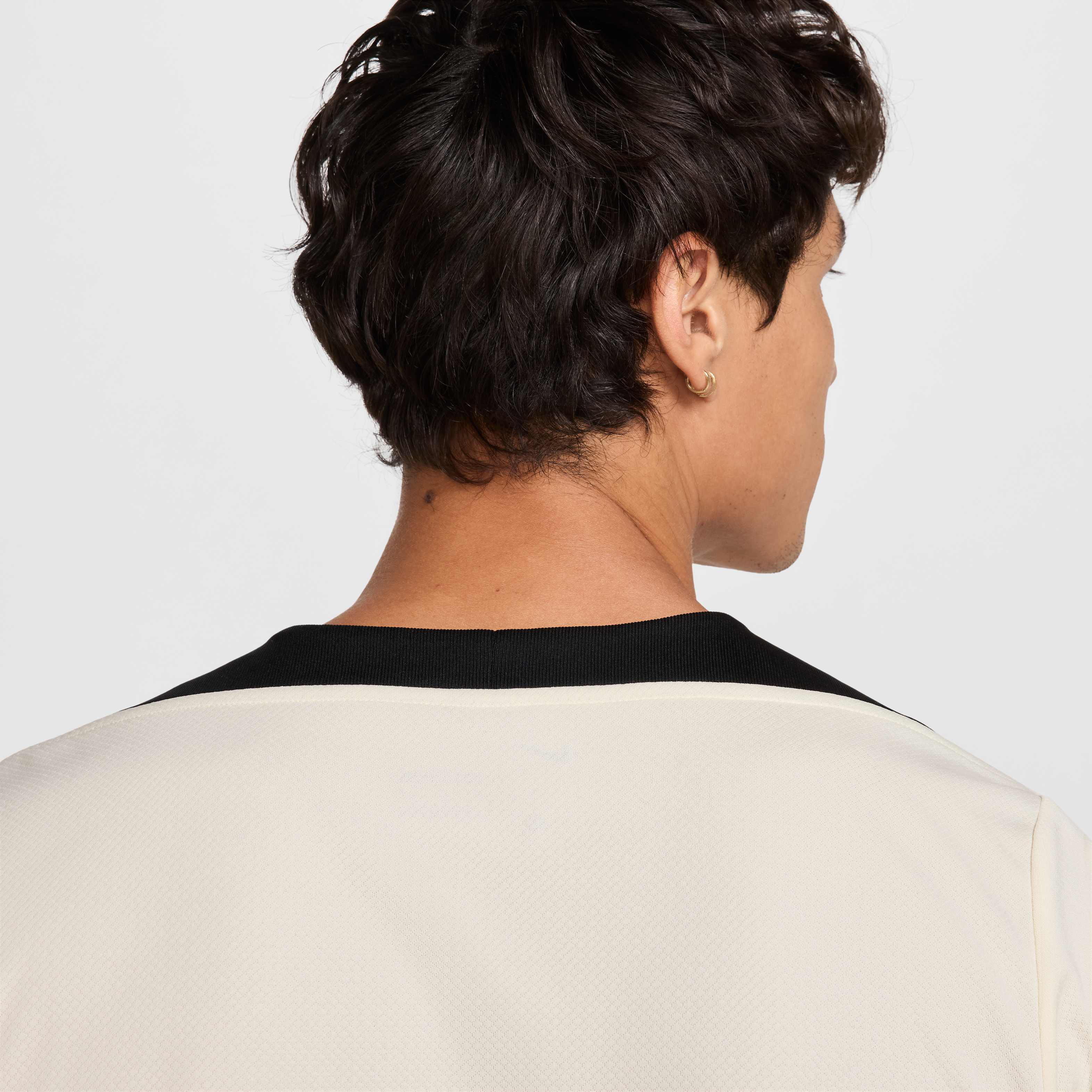 Liverpool F.C. Strike Special Edition image number 5