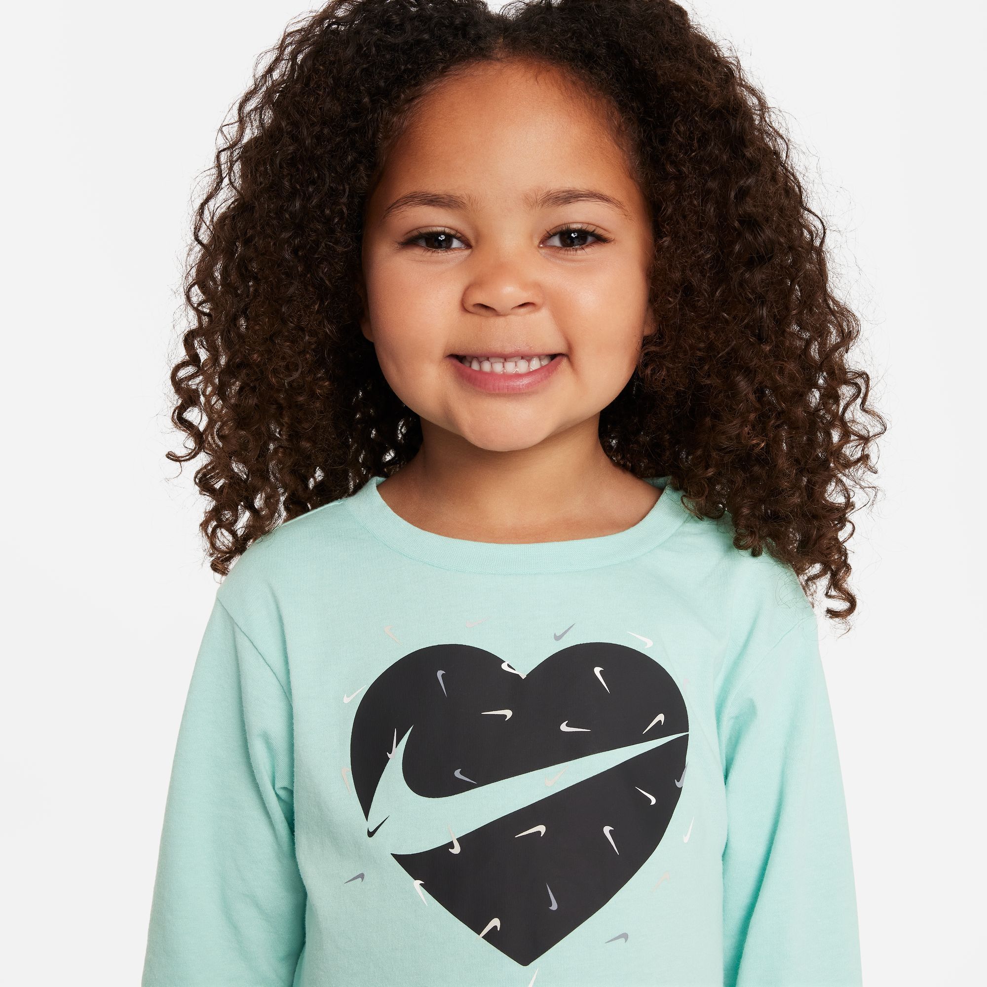 طقم تيشيرت نايكي جرافيك وليقنز برينتد image number 2