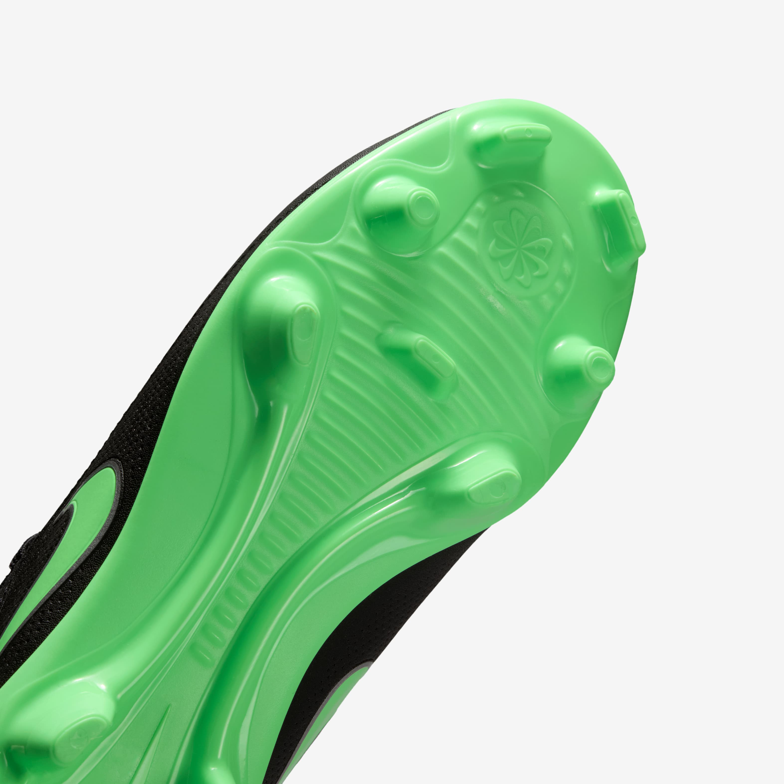 Nike Jr. Tiempo Maestro Club image number 6