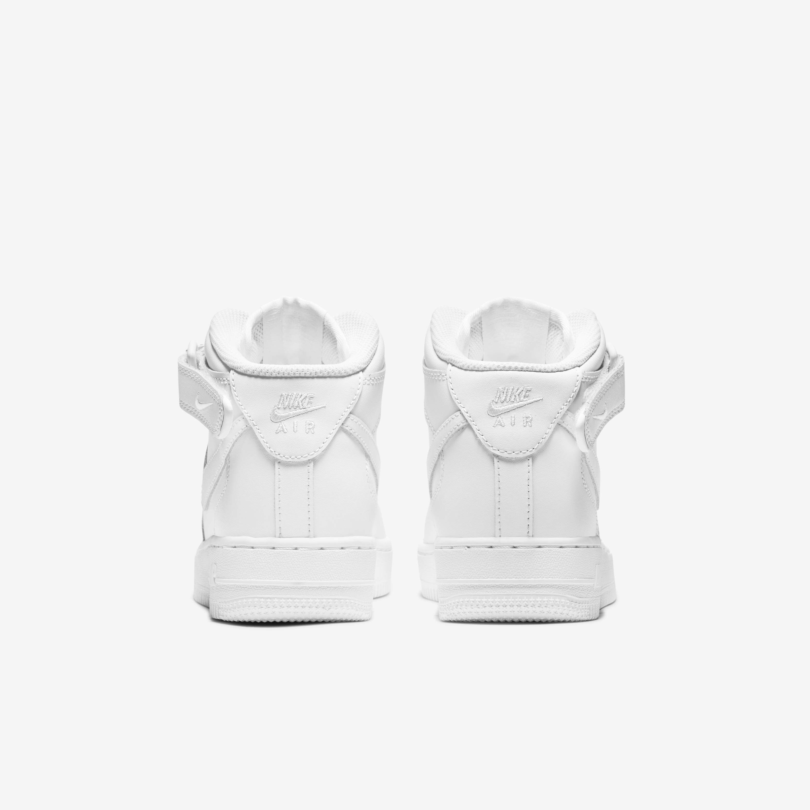 Nike Air Force 1 Mid LE image number 5