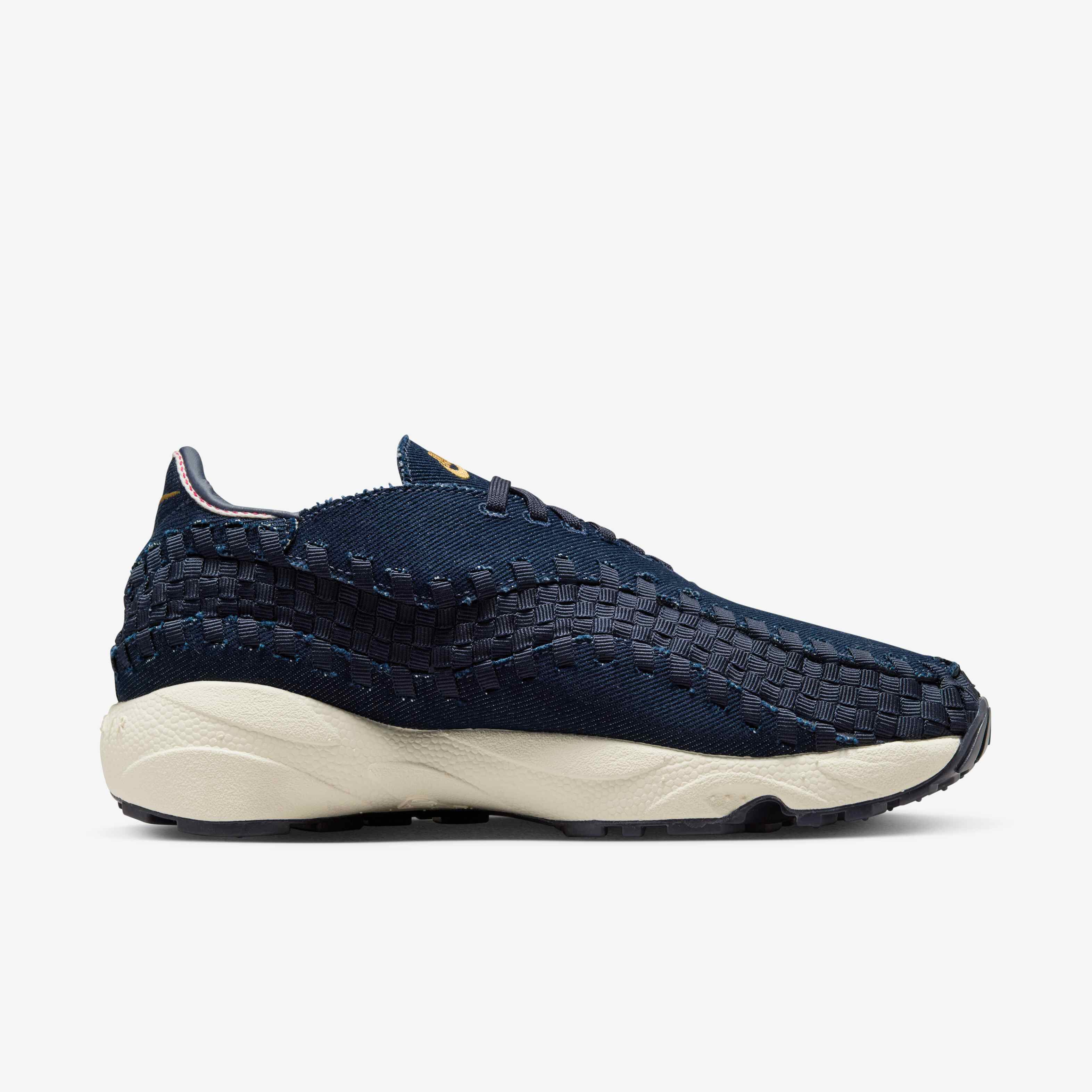 Nike Air Footscape Woven image number 2