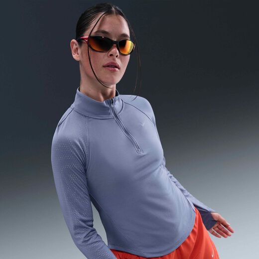 نايكي تيمبو فلاش