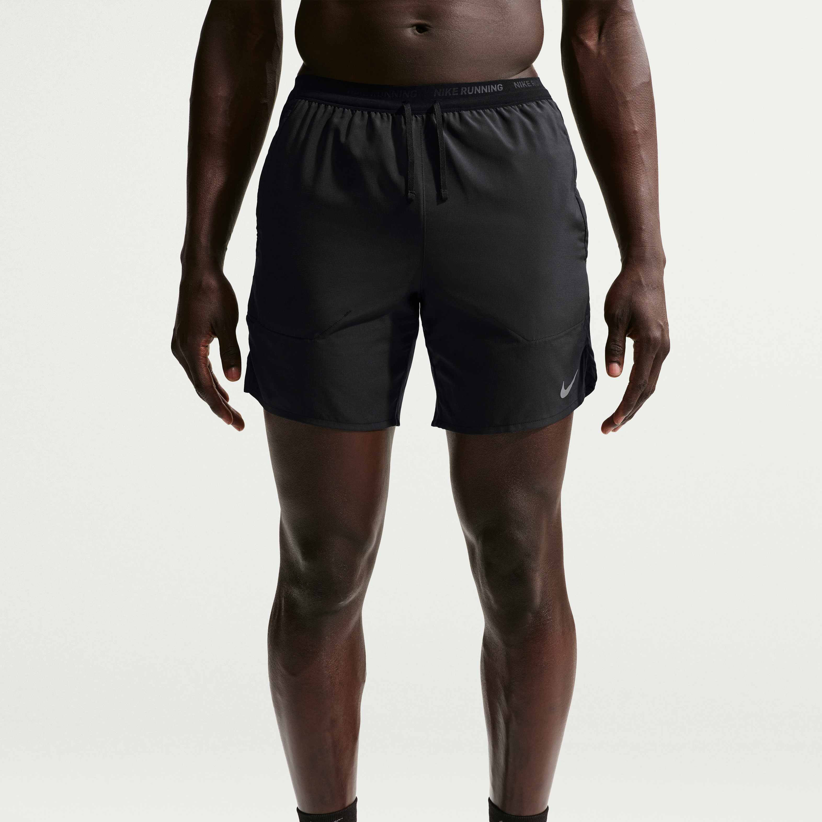 Nike Stride image number 1