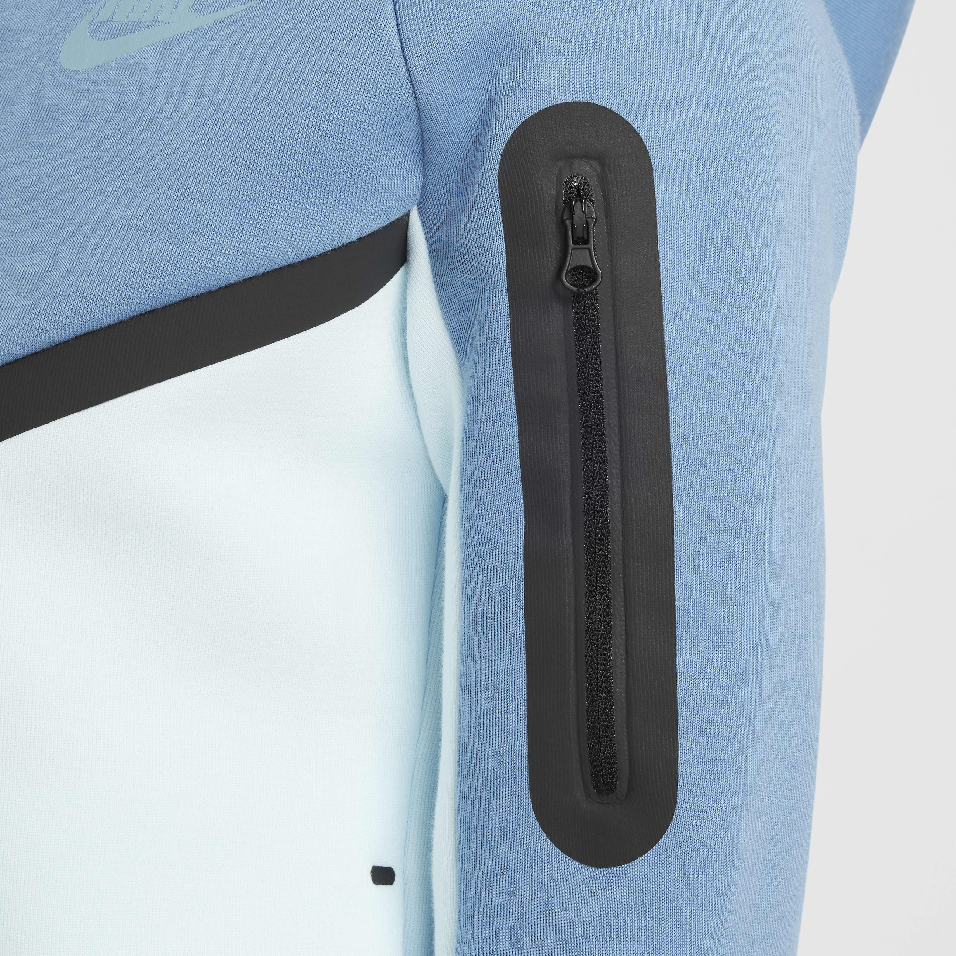 Nike Sportswear Tech Fleece image number 5