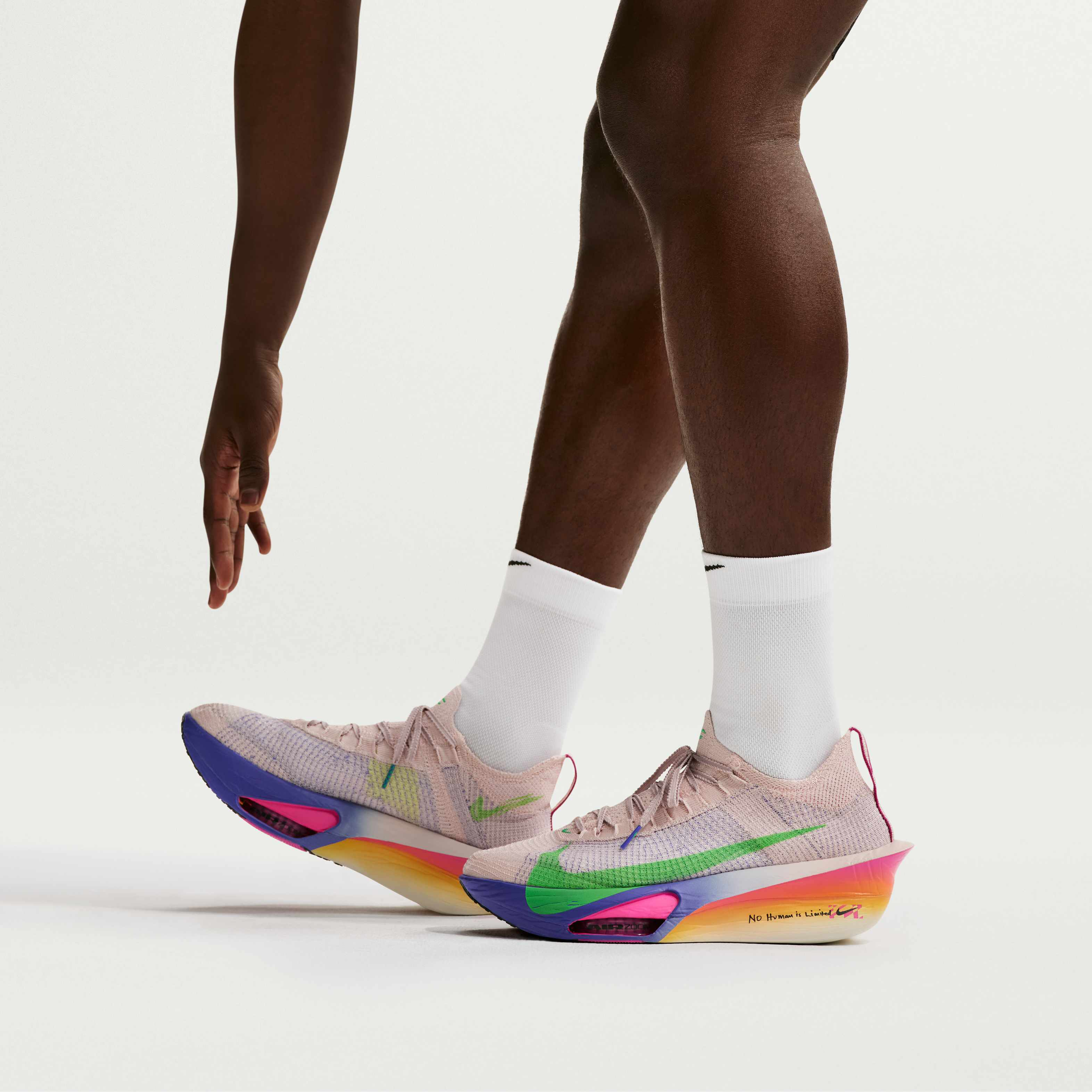 Nike Run Midweight image number 3