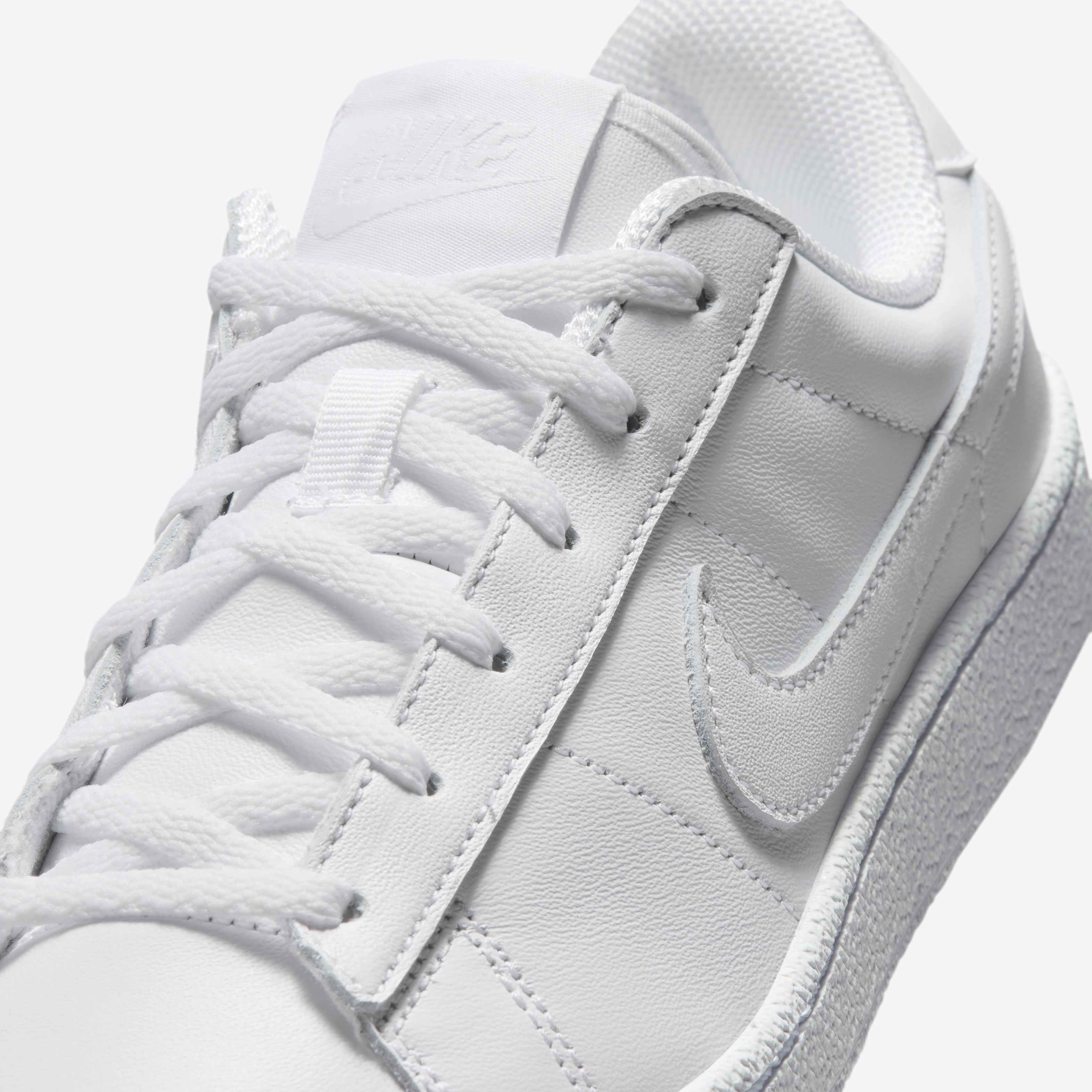 Nike Tennis Classic image number 6