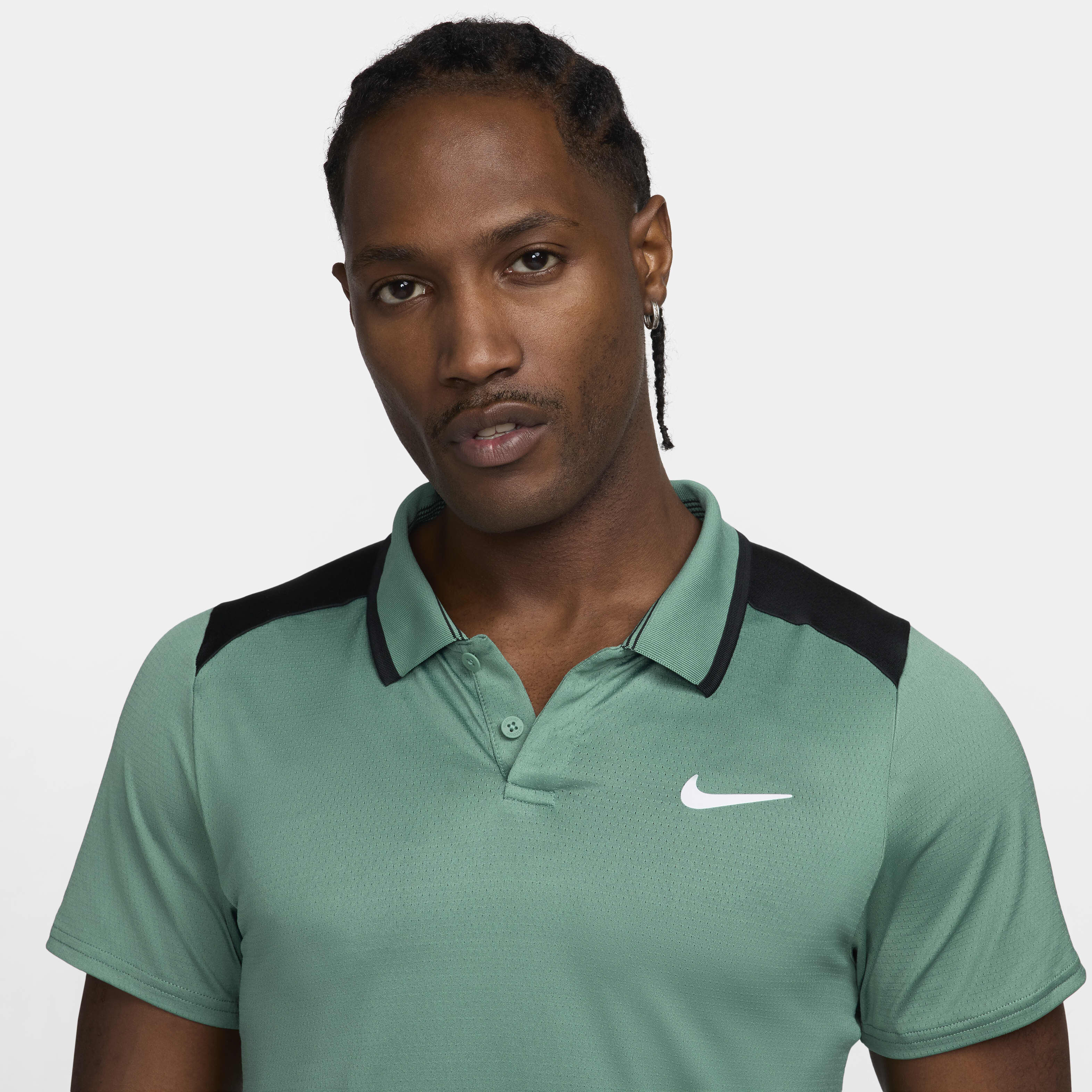 NikeCourt Advantage image number 2