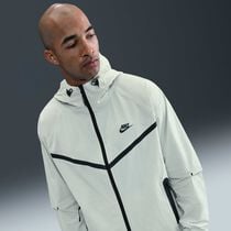 Nike Tech