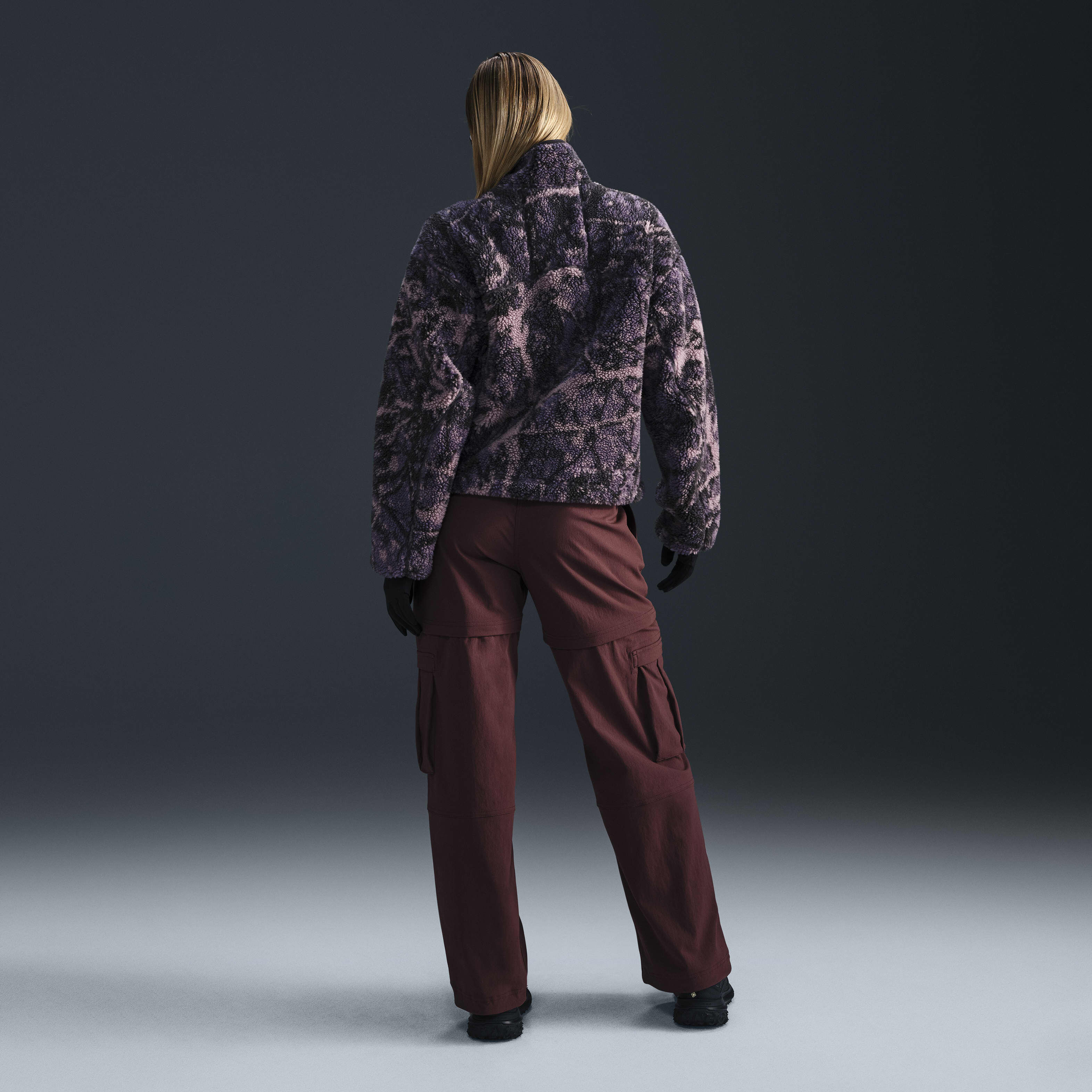 نايكي ايه سي جي 'كانويل جلايسر' image number 4