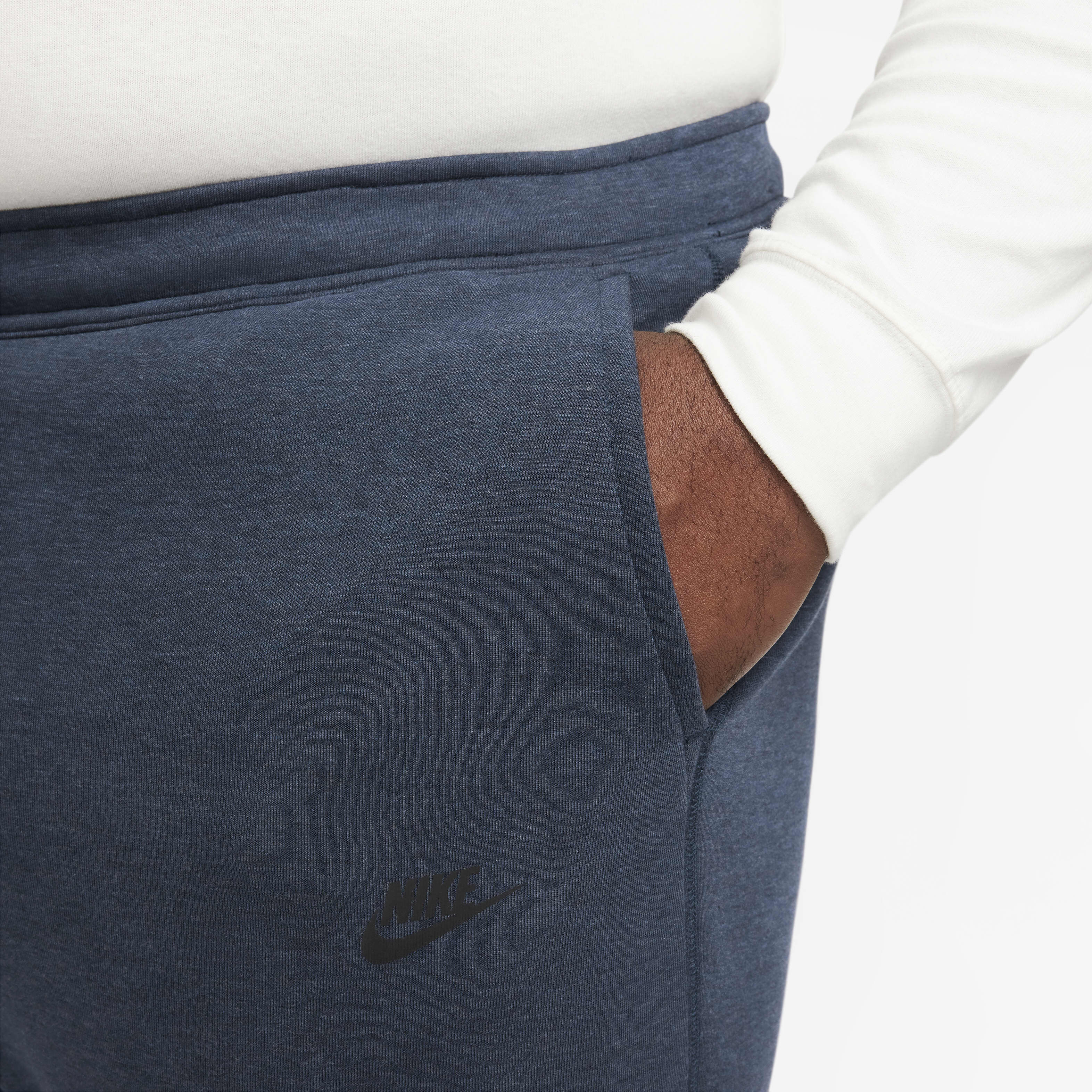 Nike Sportswear Tech Fleece image number 13