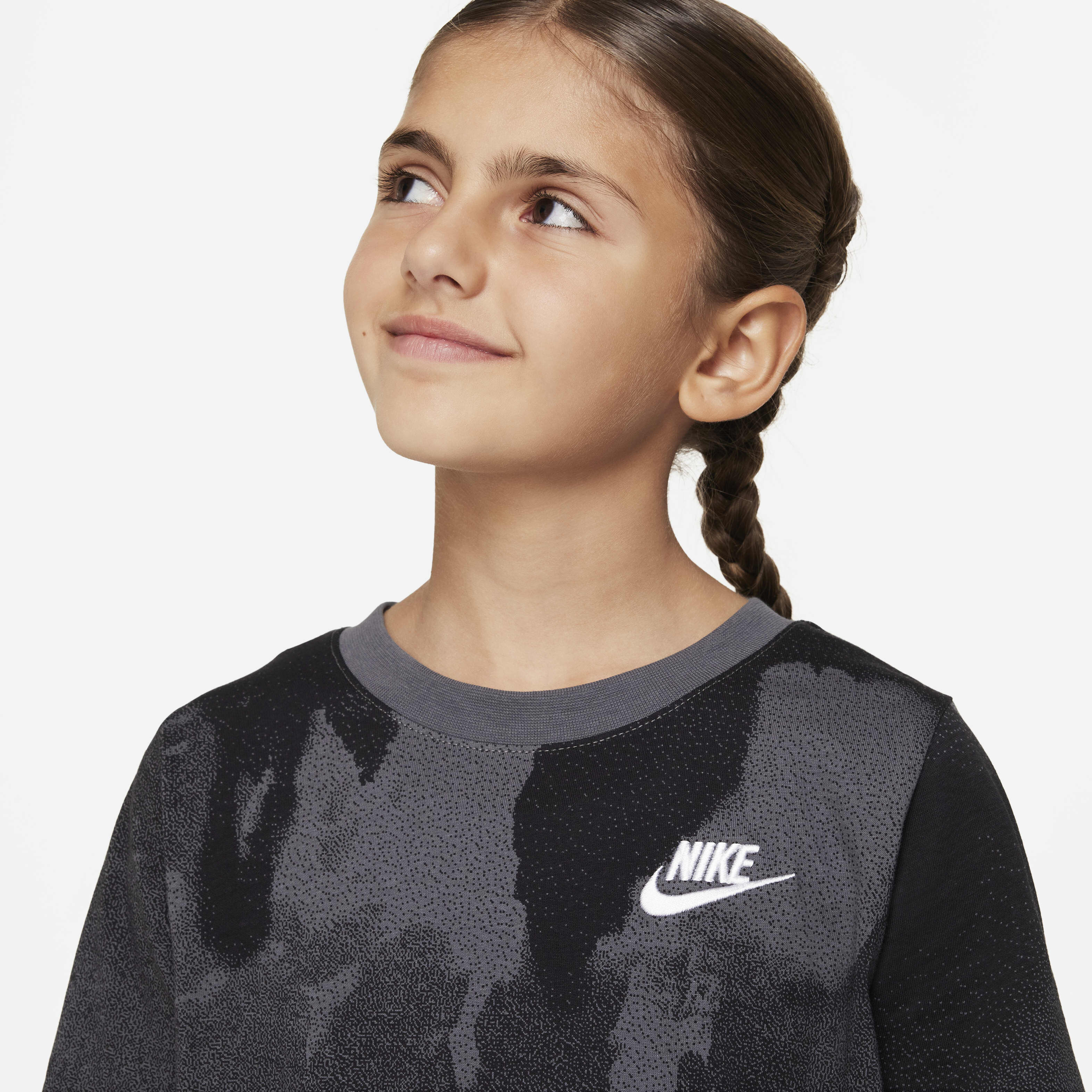 Nike Sportswear image number 2