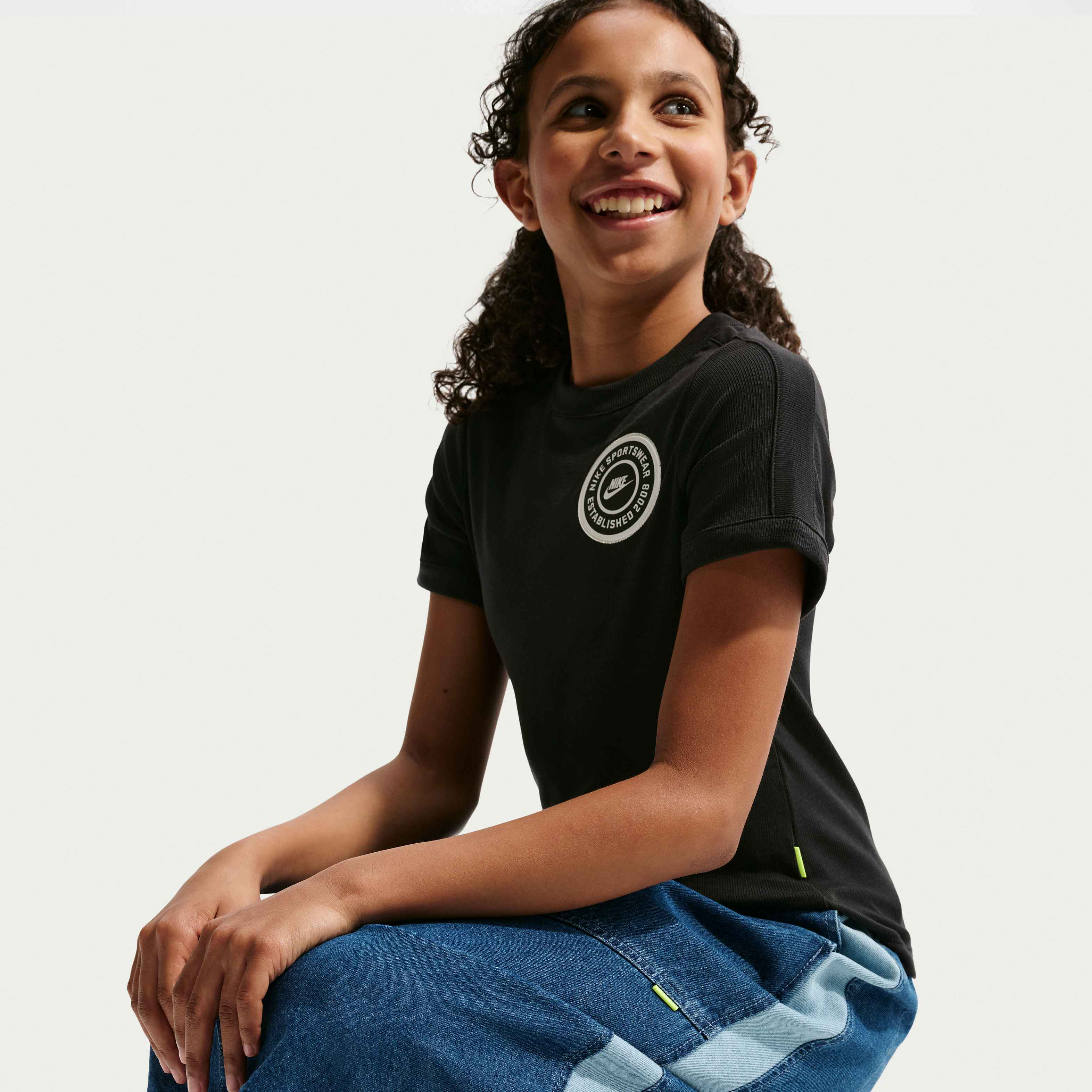 Nike Sportswear image number 2