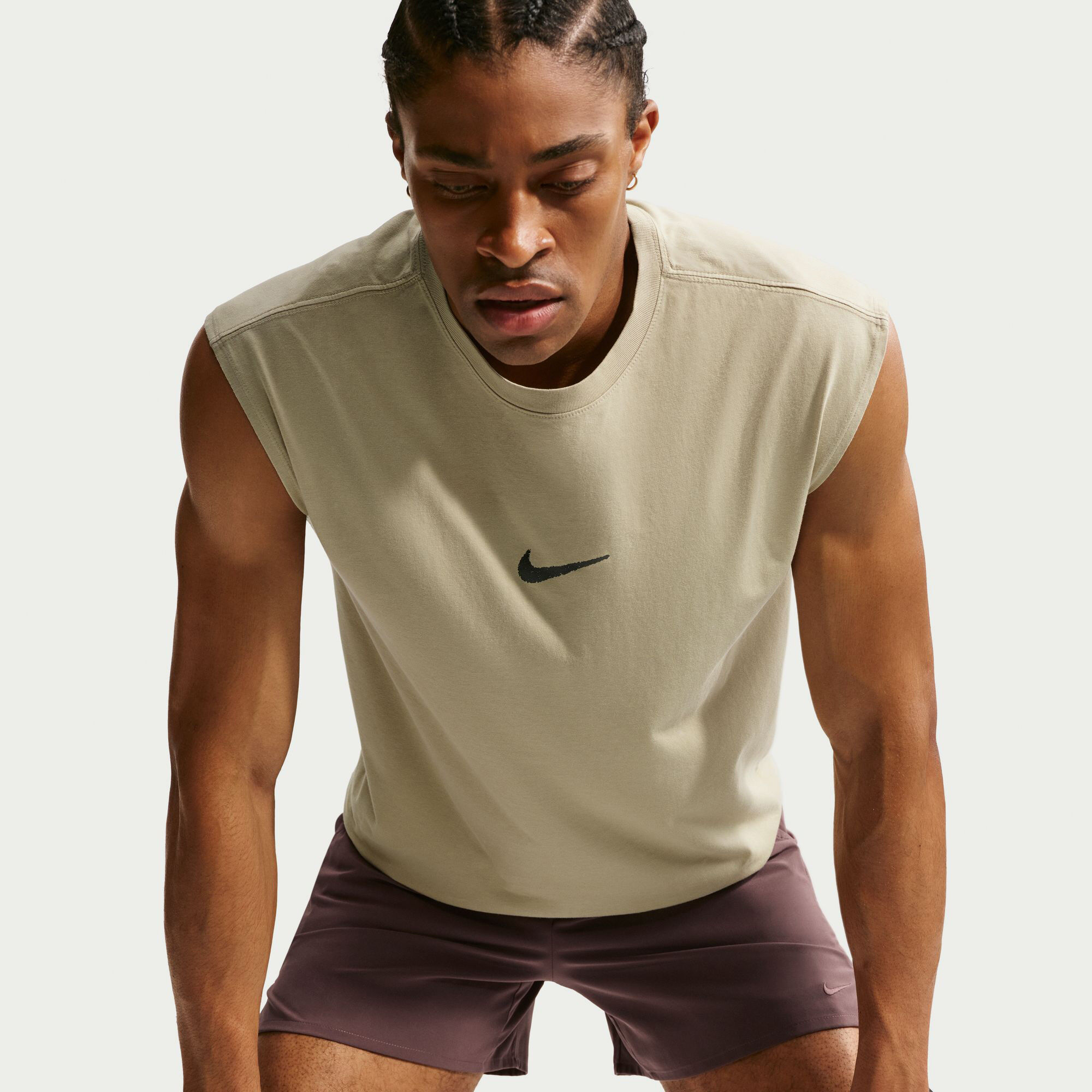 Nike image number 2