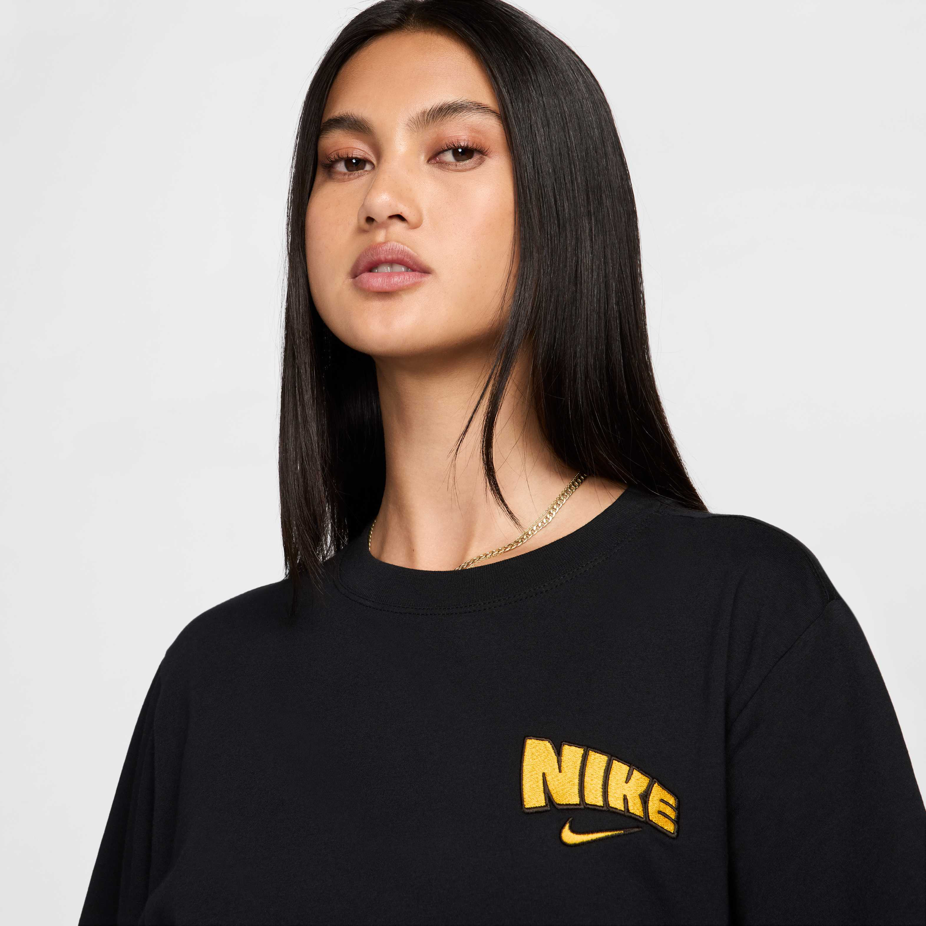 نايكي سبورتسوير image number 2