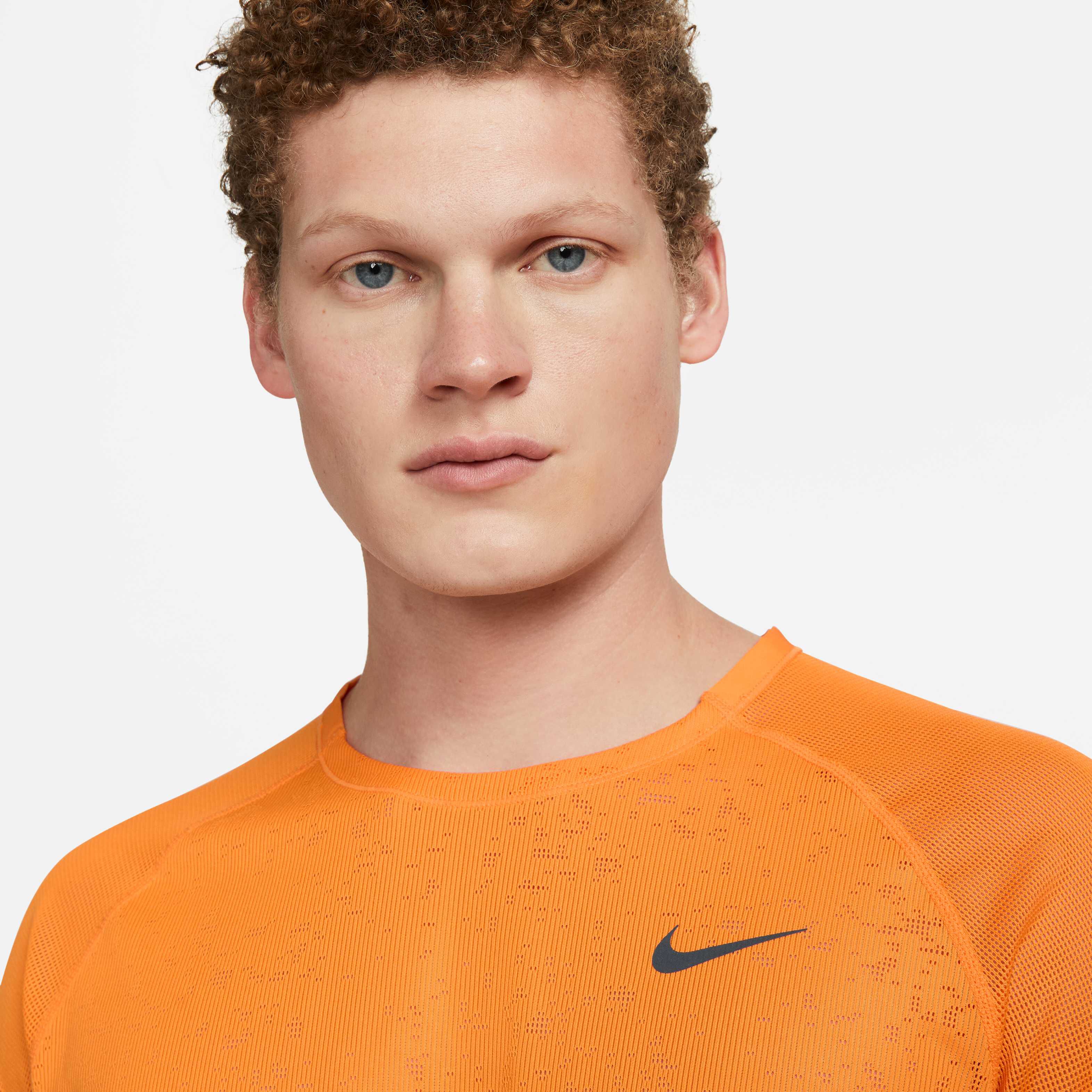 نايكي دراي-فت اي دي في رن ديفيجن تك-نت image number 2