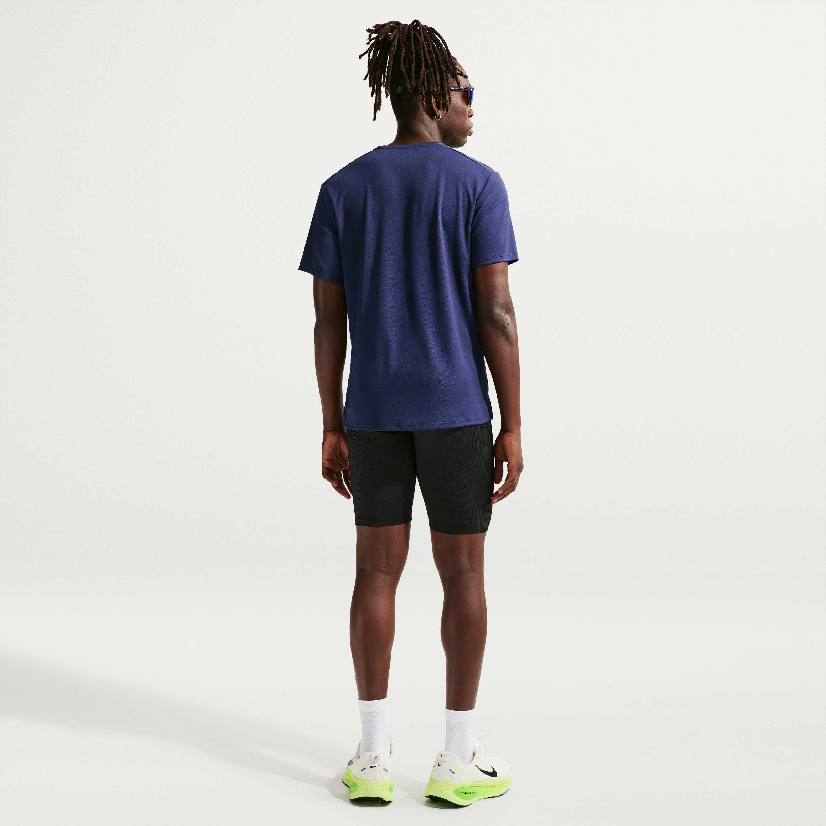 Nike Miler image number 4
