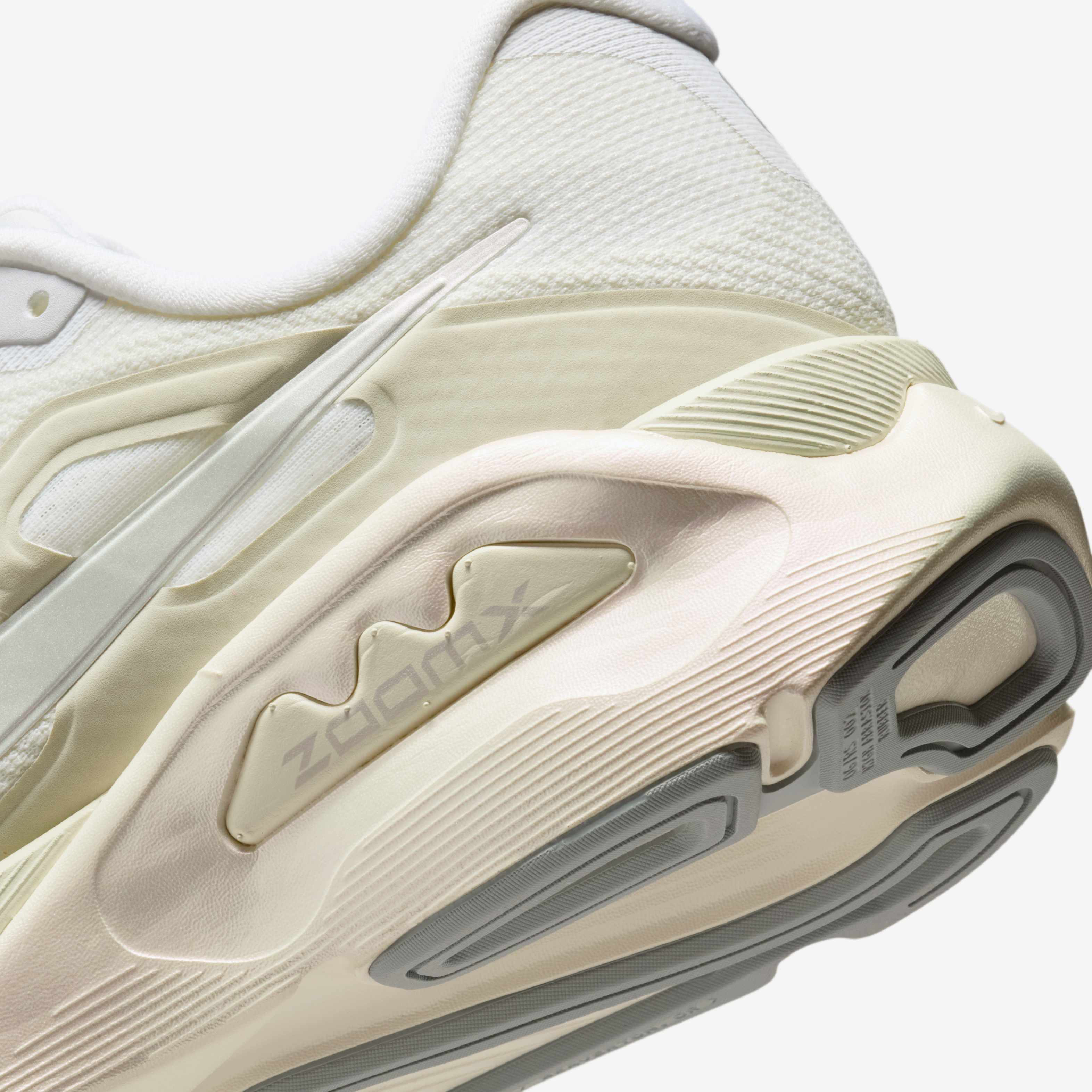 نايكي ستراكشر بلاس image number 7