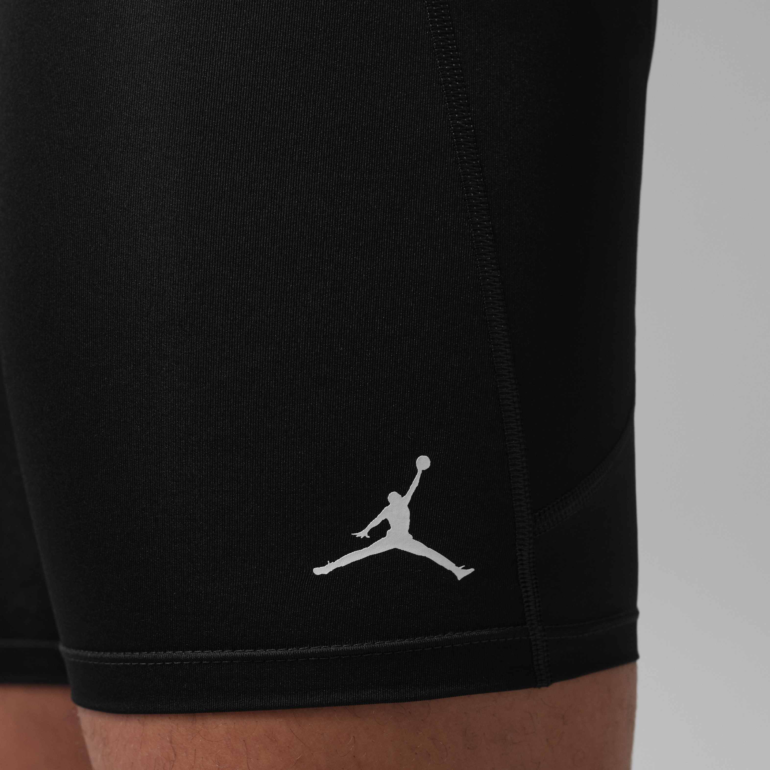 Jordan Sport Essentials image number 4