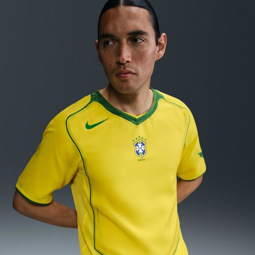 Brazil-نايكي, البرازيل 2004 توتال 90 ري-إيشو, تيشيرت كرة القدم نايكي طبق الأصل للرجال