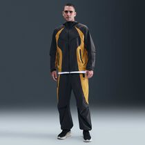 Nike Tech